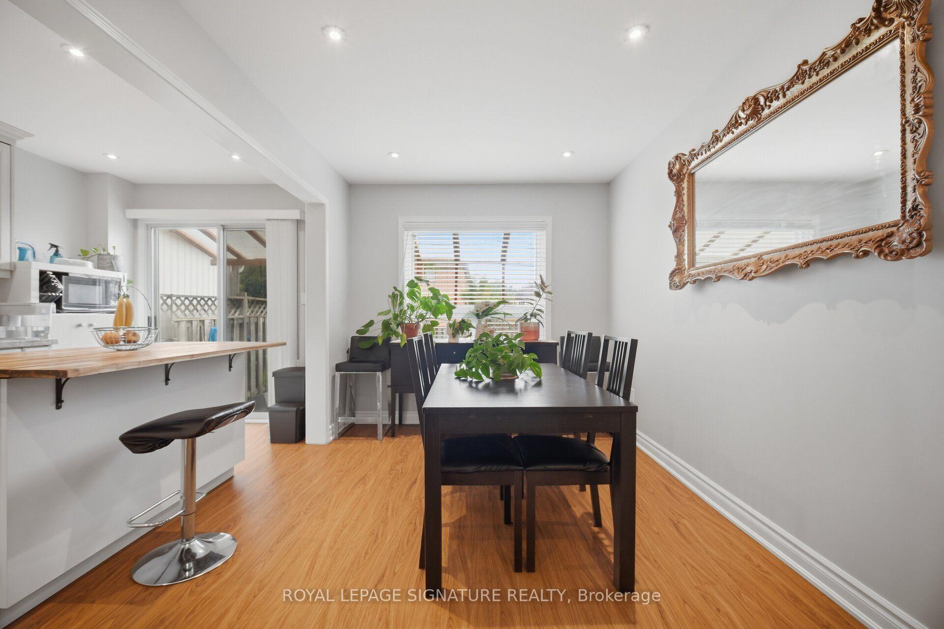 Photo 12 of 6910 Bansbridge Crescent, Mississauga, Lisgar — HOMEH