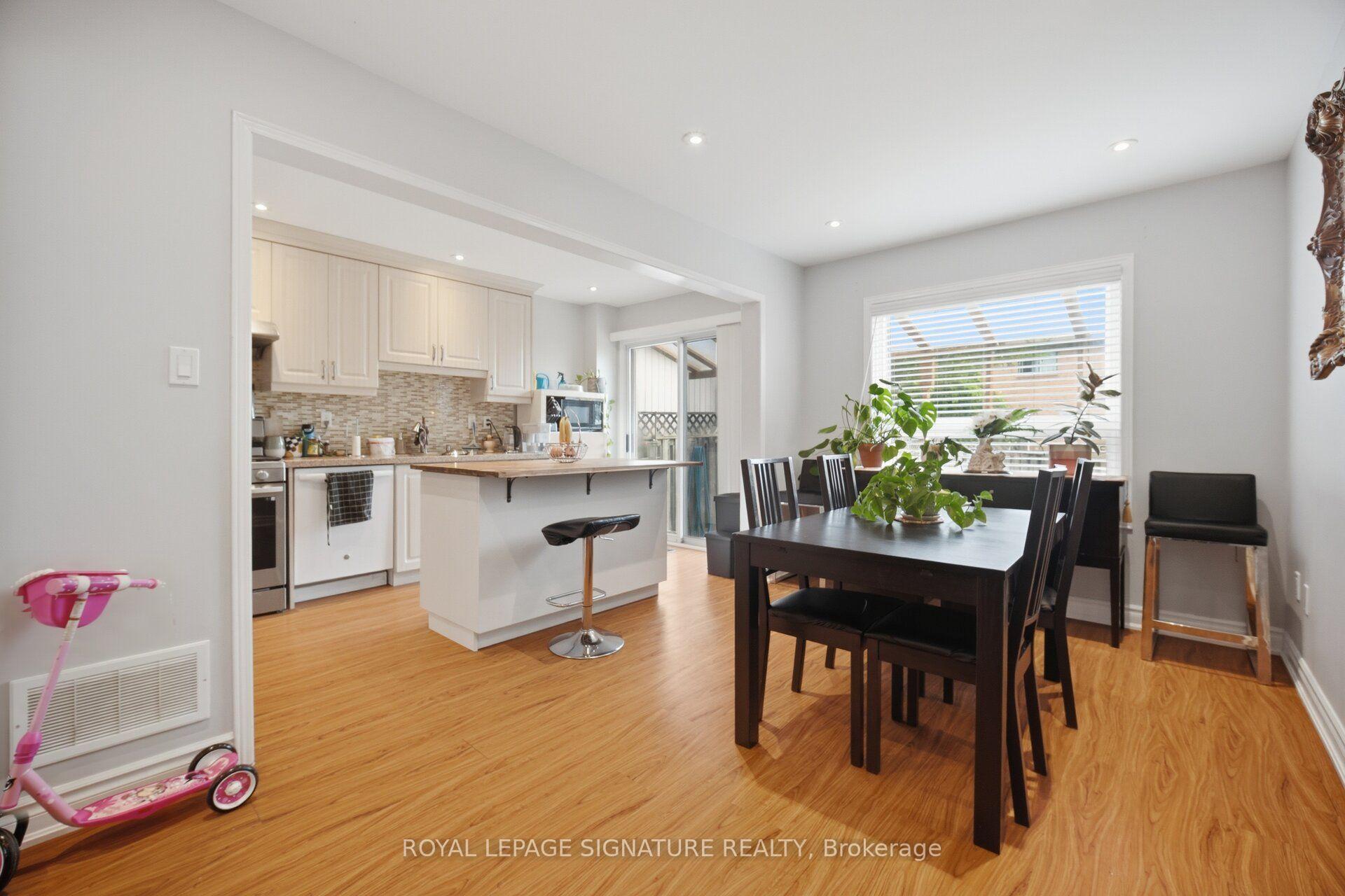 Photo 13 of 6910 Bansbridge Crescent, Mississauga, Lisgar — HOMEH