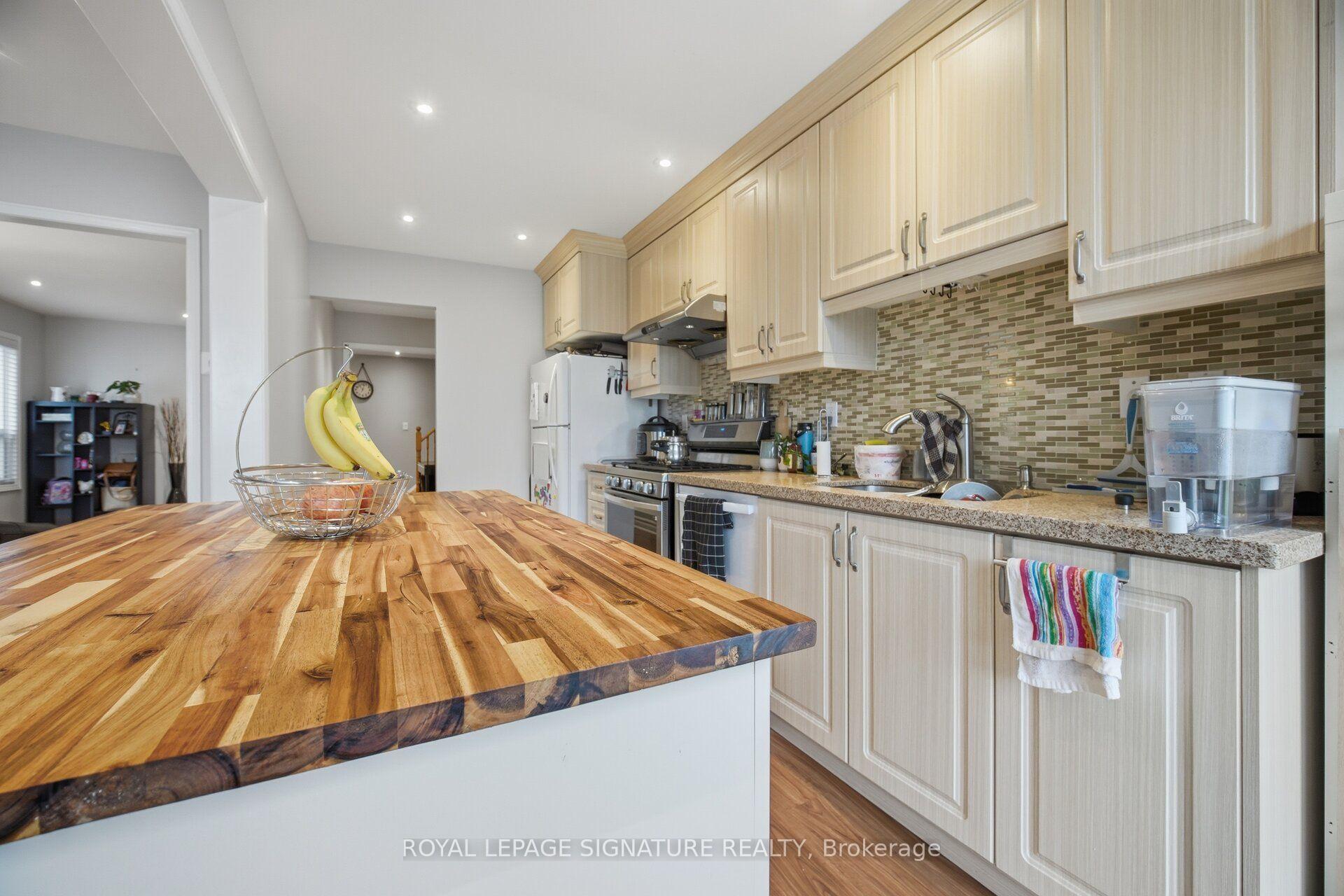 Photo 18 of 6910 Bansbridge Crescent, Mississauga, Lisgar — HOMEH