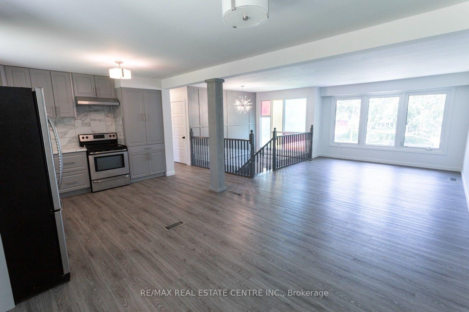 Photo 6 of 391 Tamarack Drive, Waterloo, Lakeshore Village — HOMEH