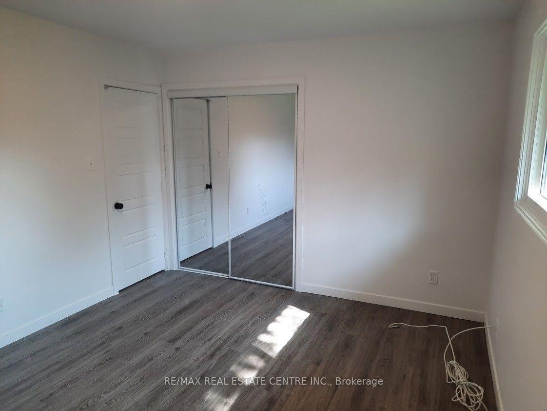 Photo 9 of 391 Tamarack Drive, Waterloo, Lakeshore Village — HOMEH