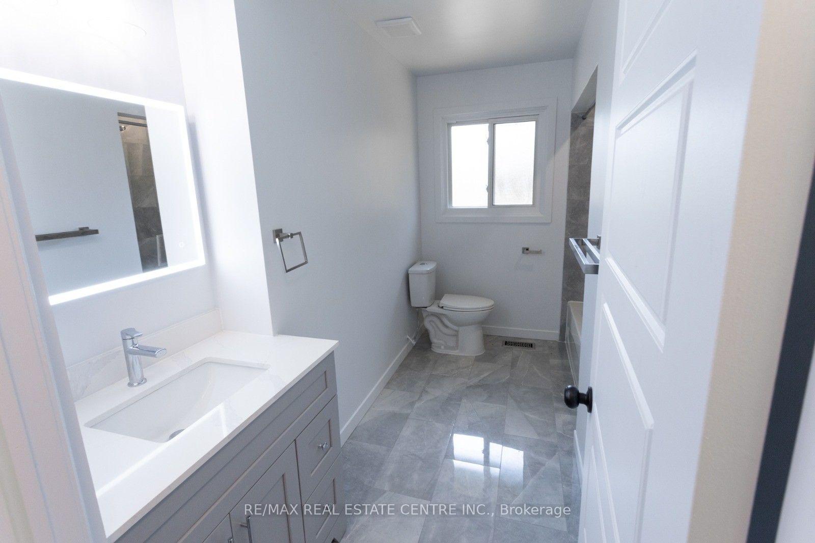 Photo 15 of 391 Tamarack Drive, Waterloo, Lakeshore Village — HOMEH