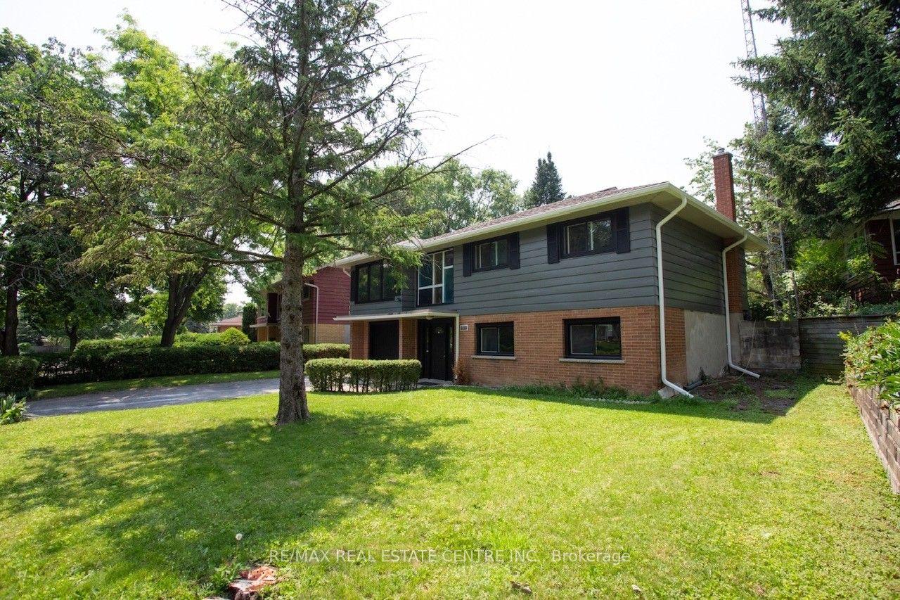 Photo 16 of 391 Tamarack Drive, Waterloo, Lakeshore Village — HOMEH