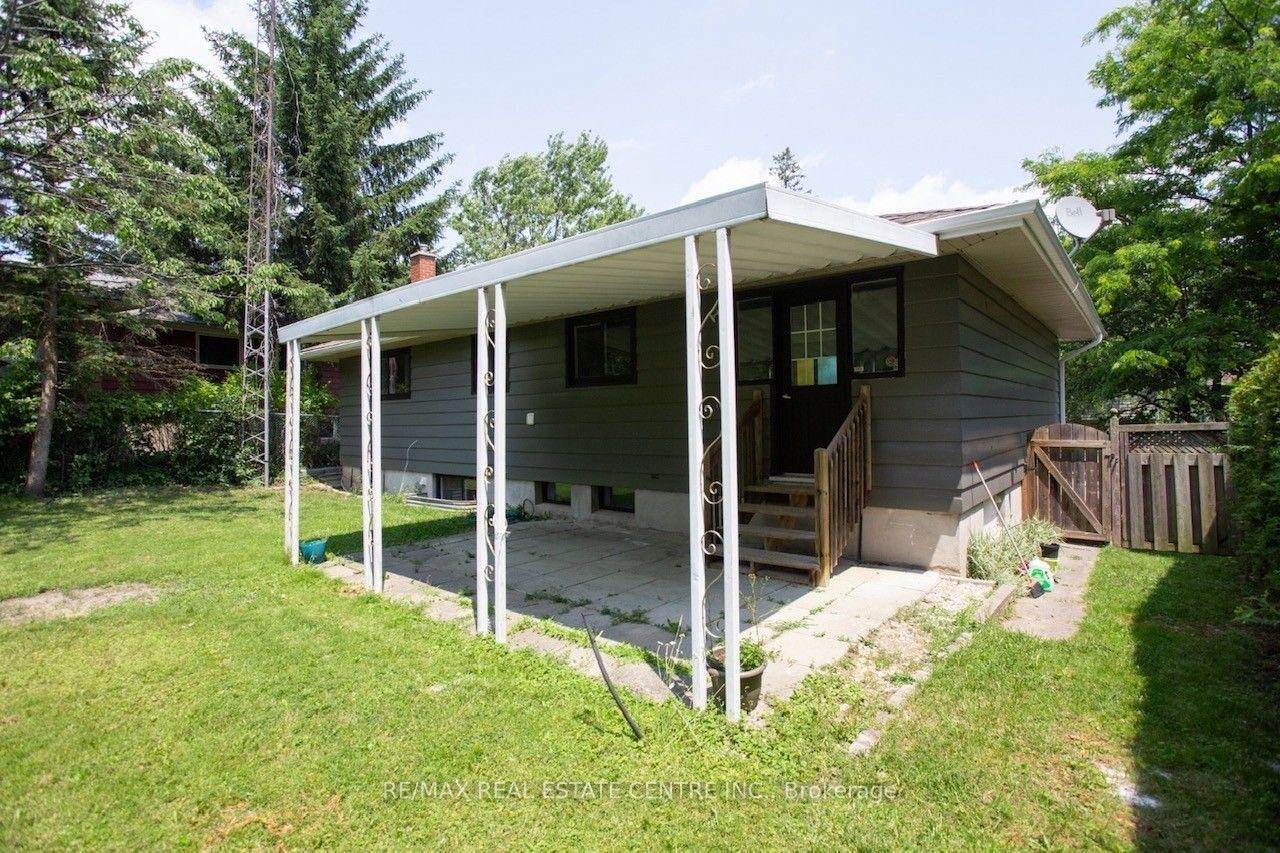 Photo 17 of 391 Tamarack Drive, Waterloo, Lakeshore Village — HOMEH