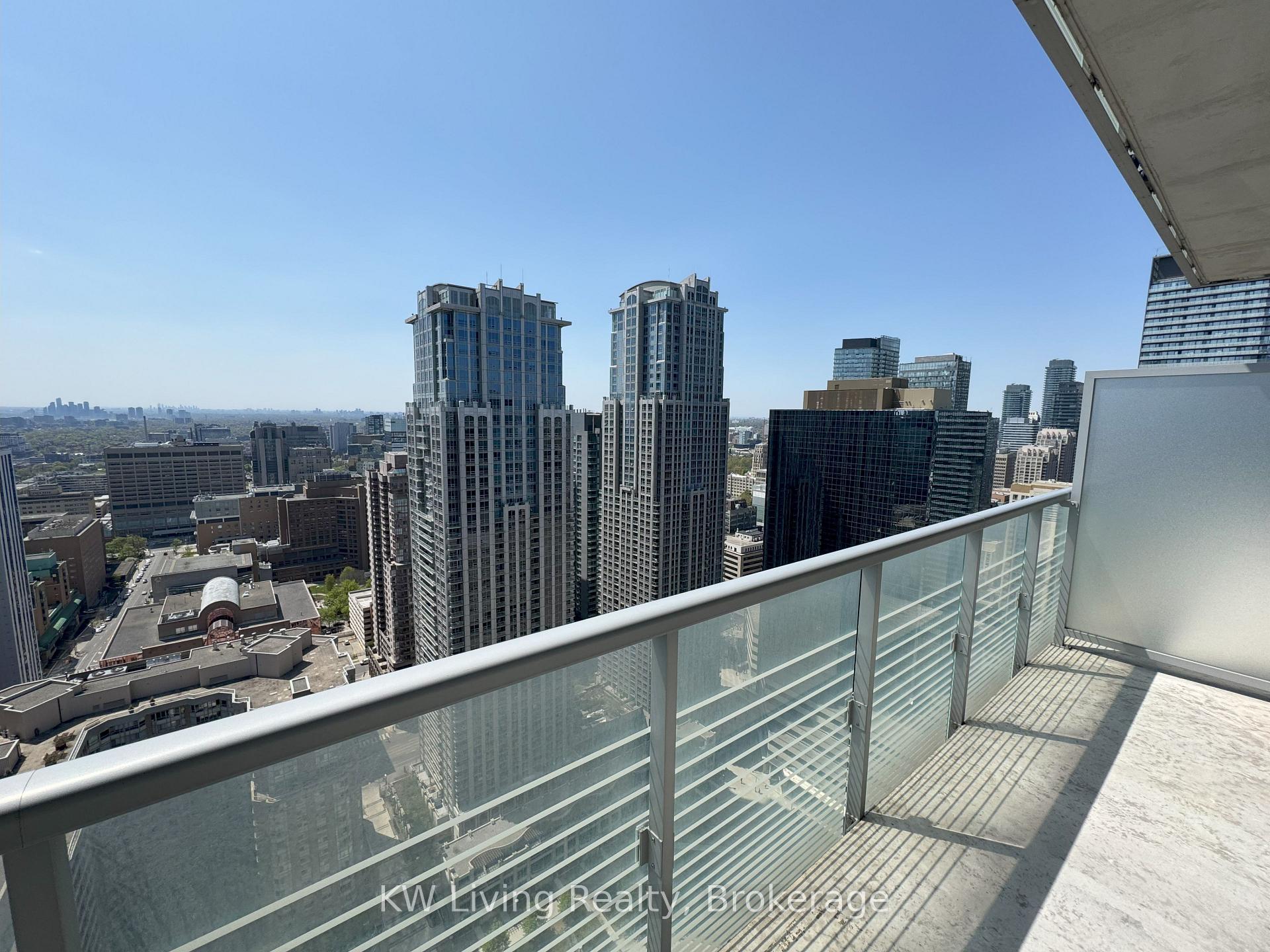 Photo 3 of Unit 3614, 386 Yonge Street, Toronto, Bay Street Corridor — HOMEH