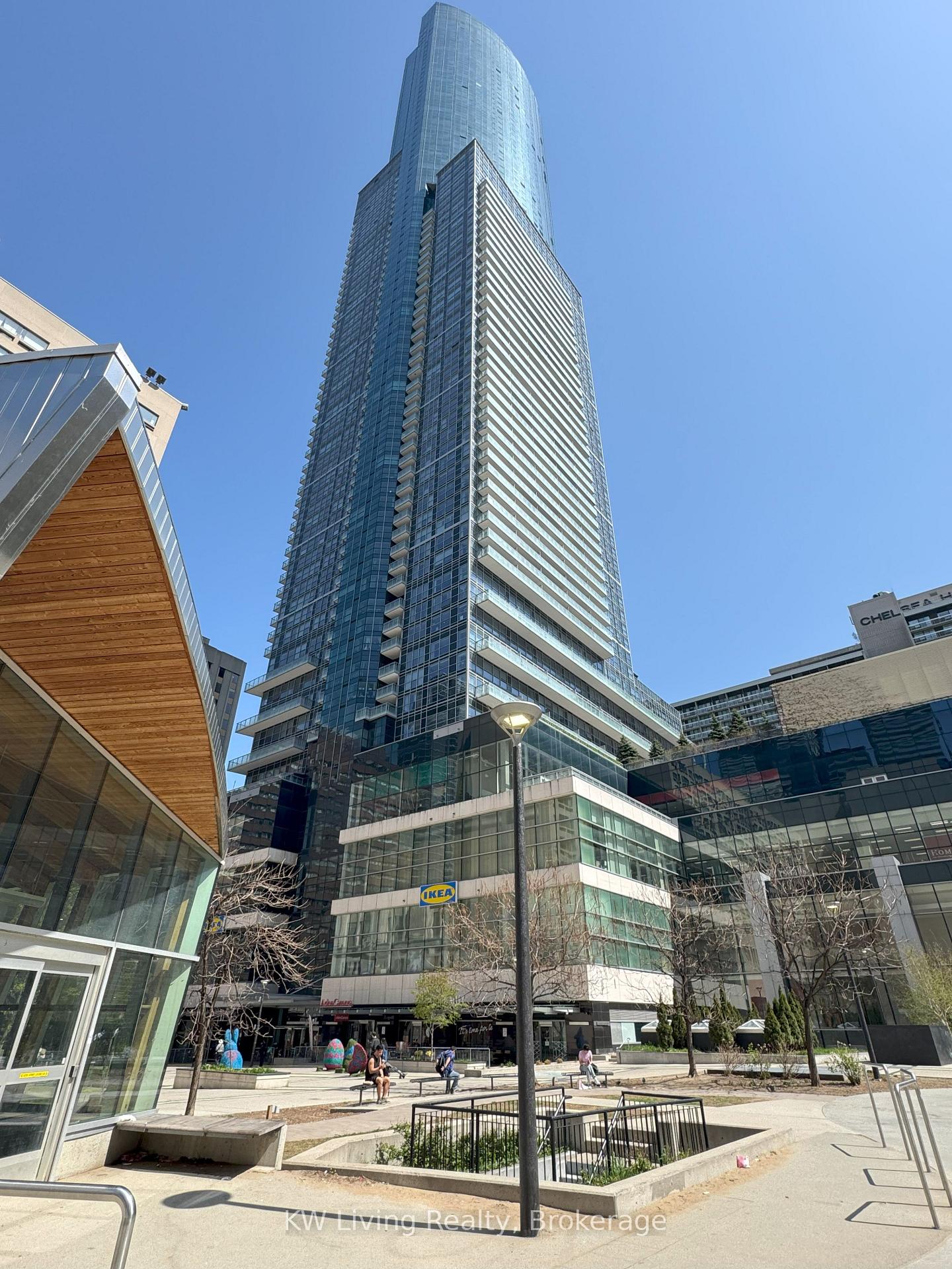 Photo 8 of Unit 3614, 386 Yonge Street, Toronto, Bay Street Corridor — HOMEH