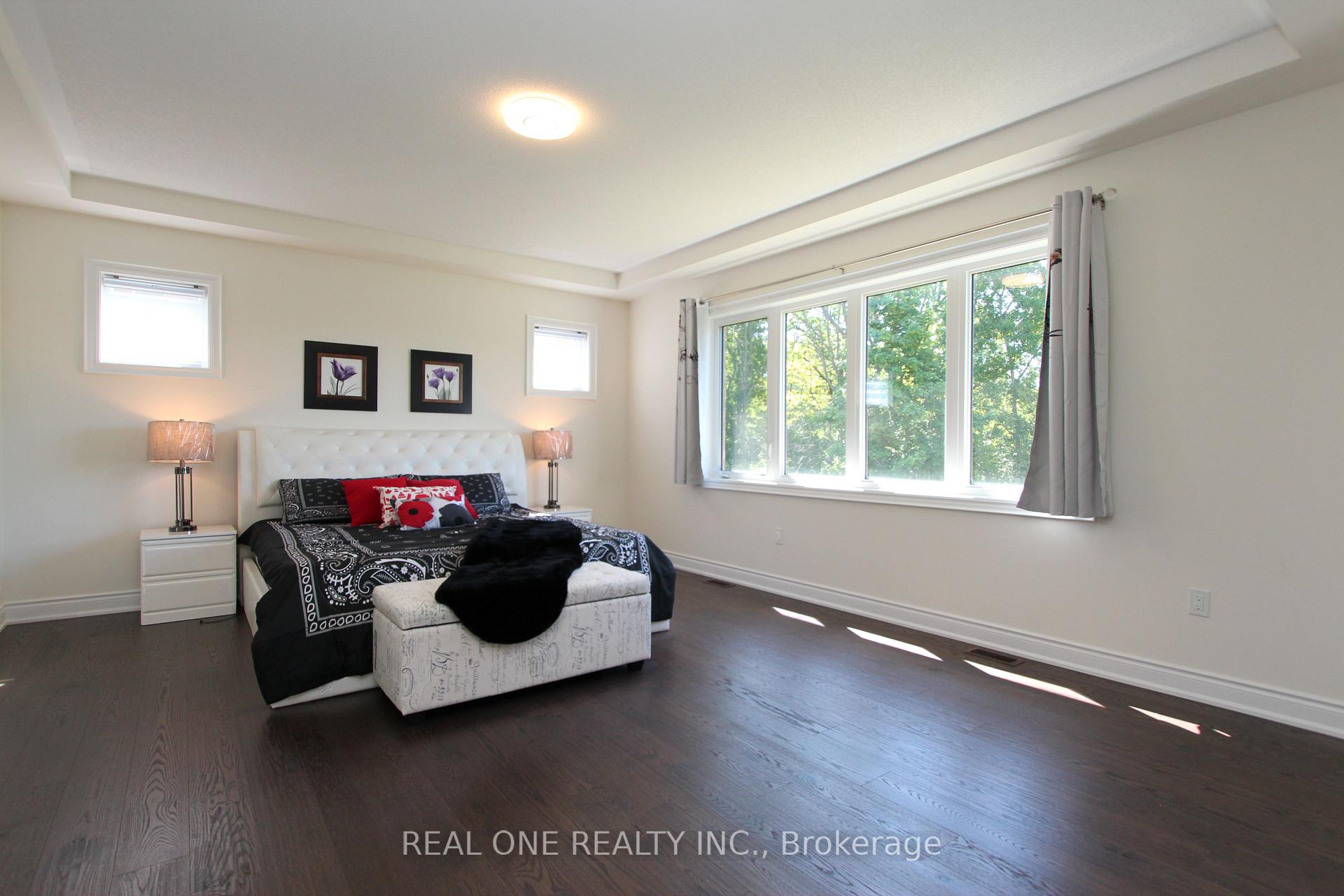 Photo 15 of 108 Silk Twist Drive, East Gwillimbury, Holland Landing — HOMEH