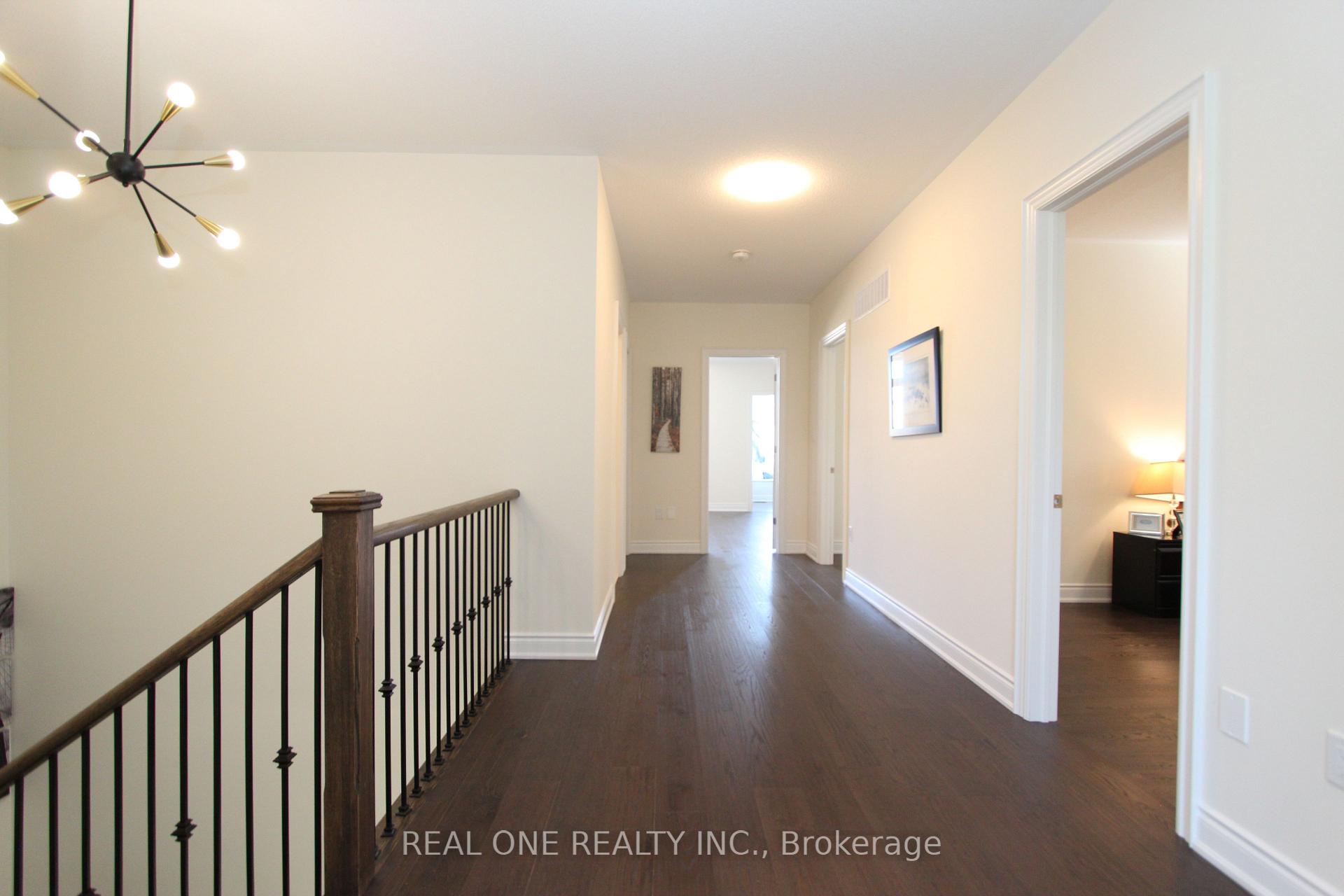 Photo 25 of 108 Silk Twist Drive, East Gwillimbury, Holland Landing — HOMEH