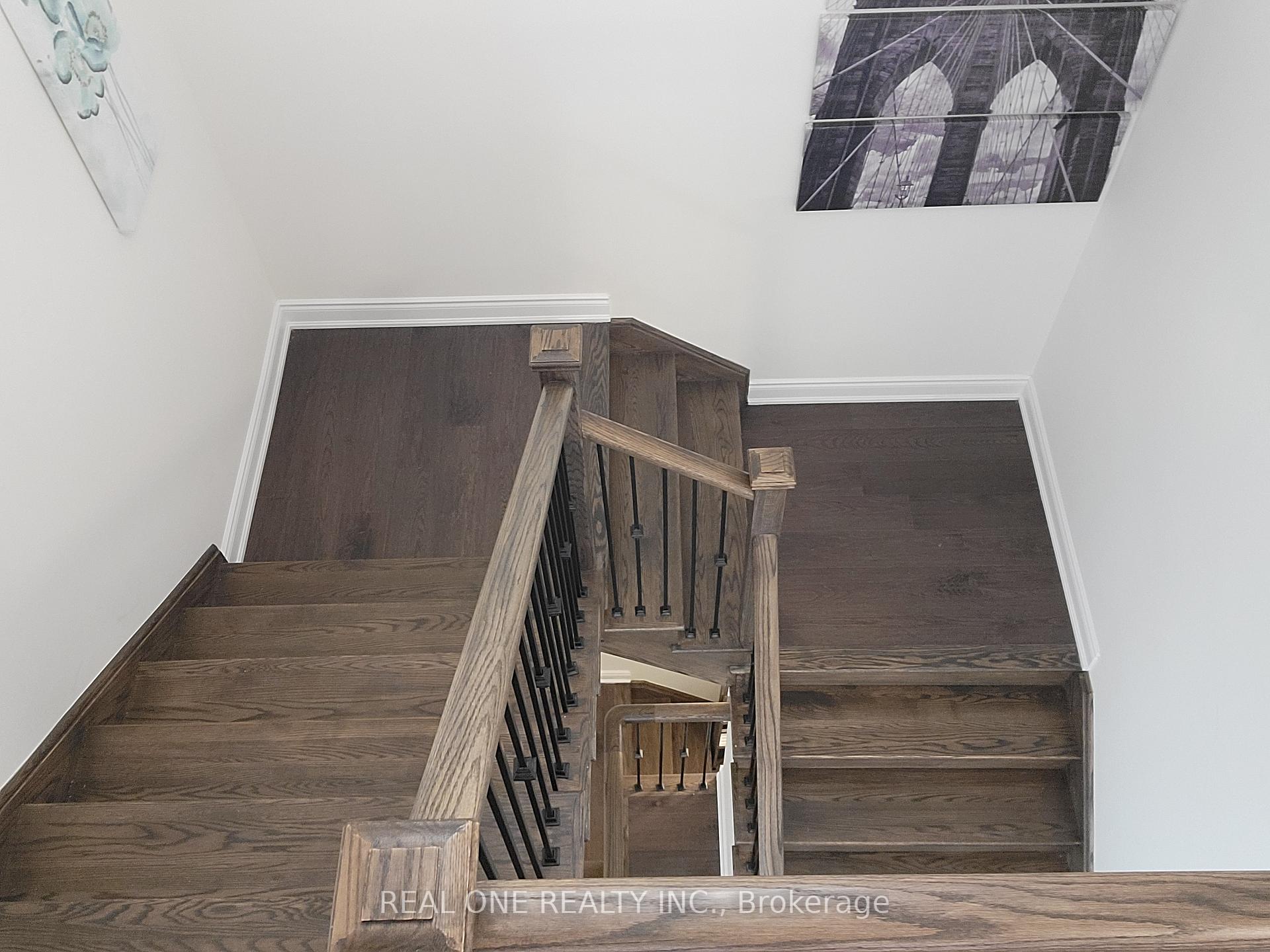 Photo 27 of 108 Silk Twist Drive, East Gwillimbury, Holland Landing — HOMEH