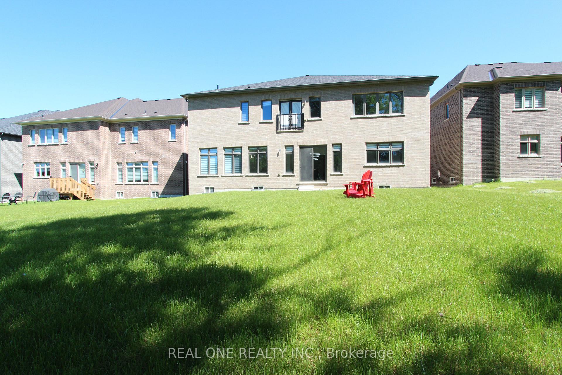 Photo 40 of 108 Silk Twist Drive, East Gwillimbury, Holland Landing — HOMEH