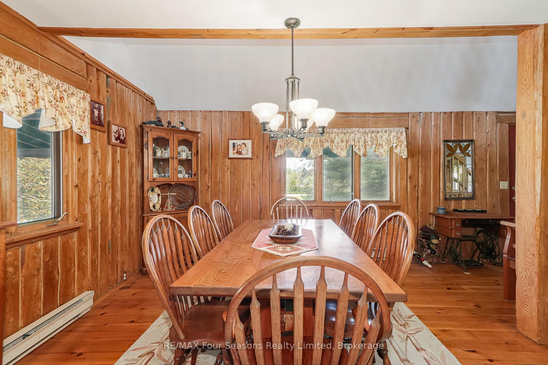 Photo 12 of 1040 15/16 Sunnidale Side Road S, Clearview, Rural Clearview — HOMEH