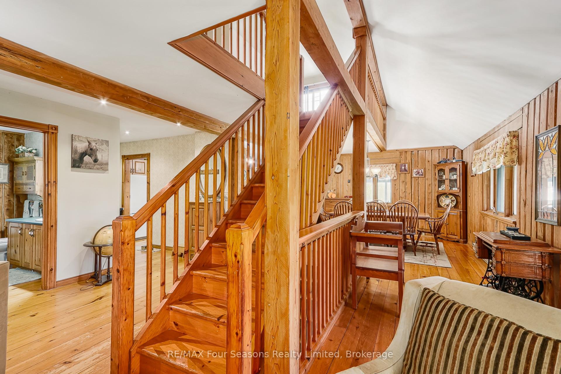 Photo 20 of 1040 15/16 Sunnidale Side Road S, Clearview, Rural Clearview — HOMEH