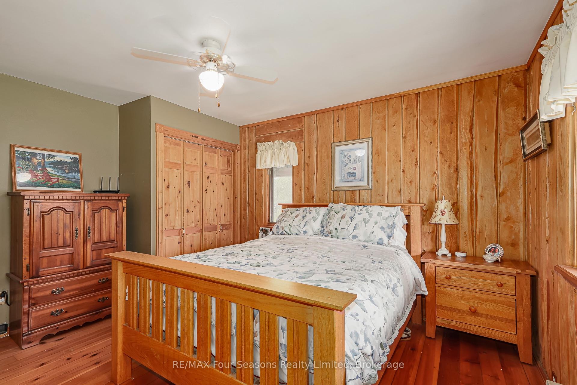 Photo 33 of 1040 15/16 Sunnidale Side Road S, Clearview, Rural Clearview — HOMEH