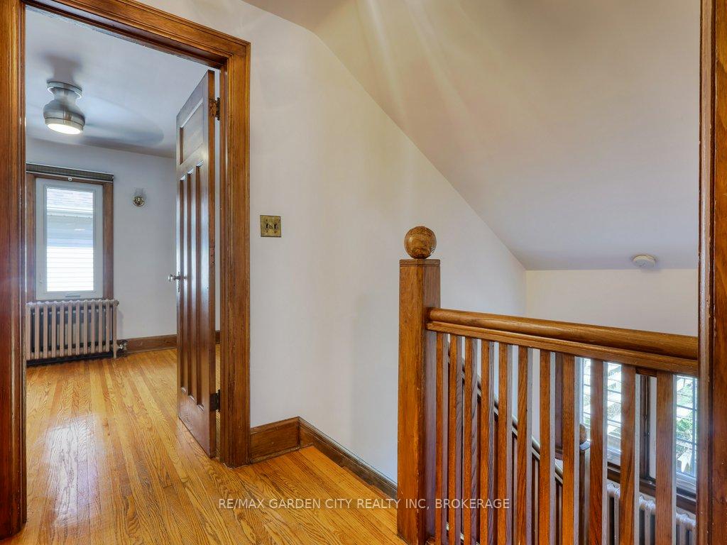 Photo 17 of 192A Ontario Street, St. Catharines, Downtown — HOMEH