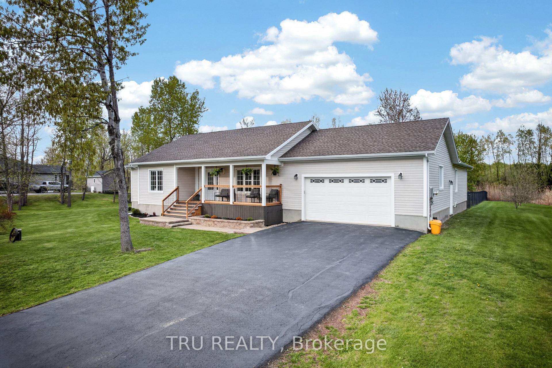 Photo of 52 Kimberly Avenue