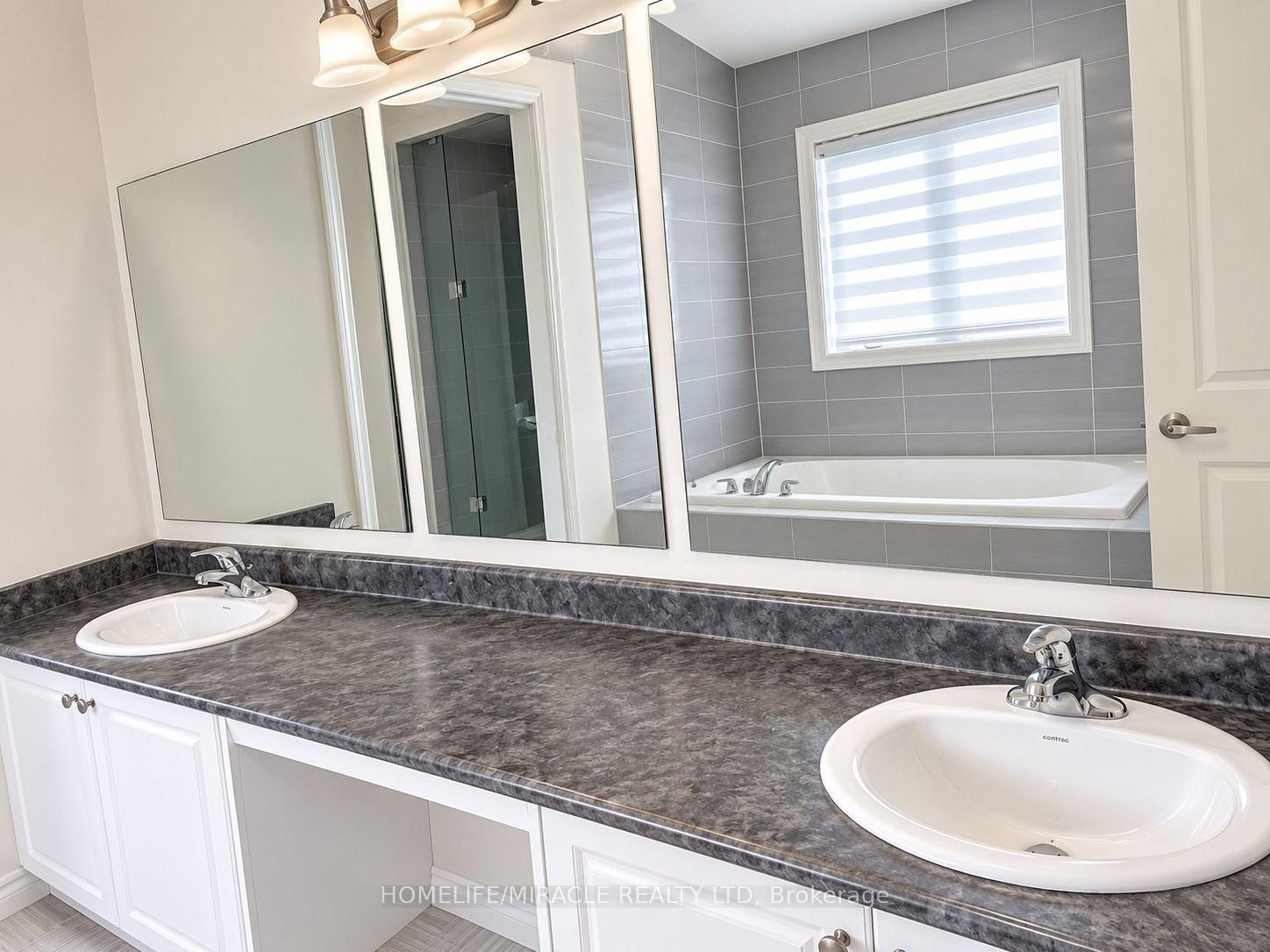 Photo 25 of 11 Hertonia Street, Brampton, Toronto Gore Rural Estate — HOMEH