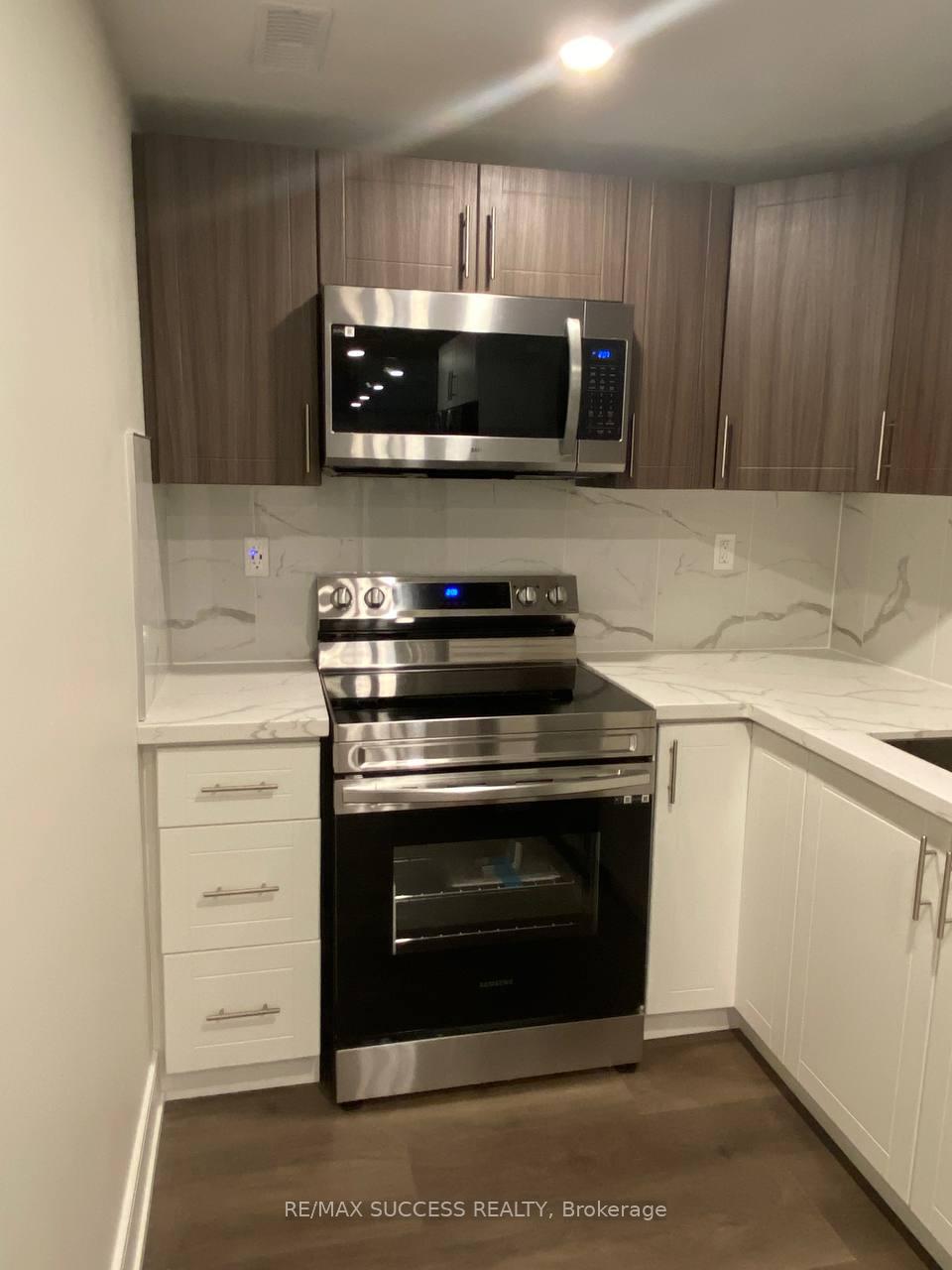 Photo 40 of Unit Lower unit, 566 Yates Drive, Milton, Coates — HOMEH