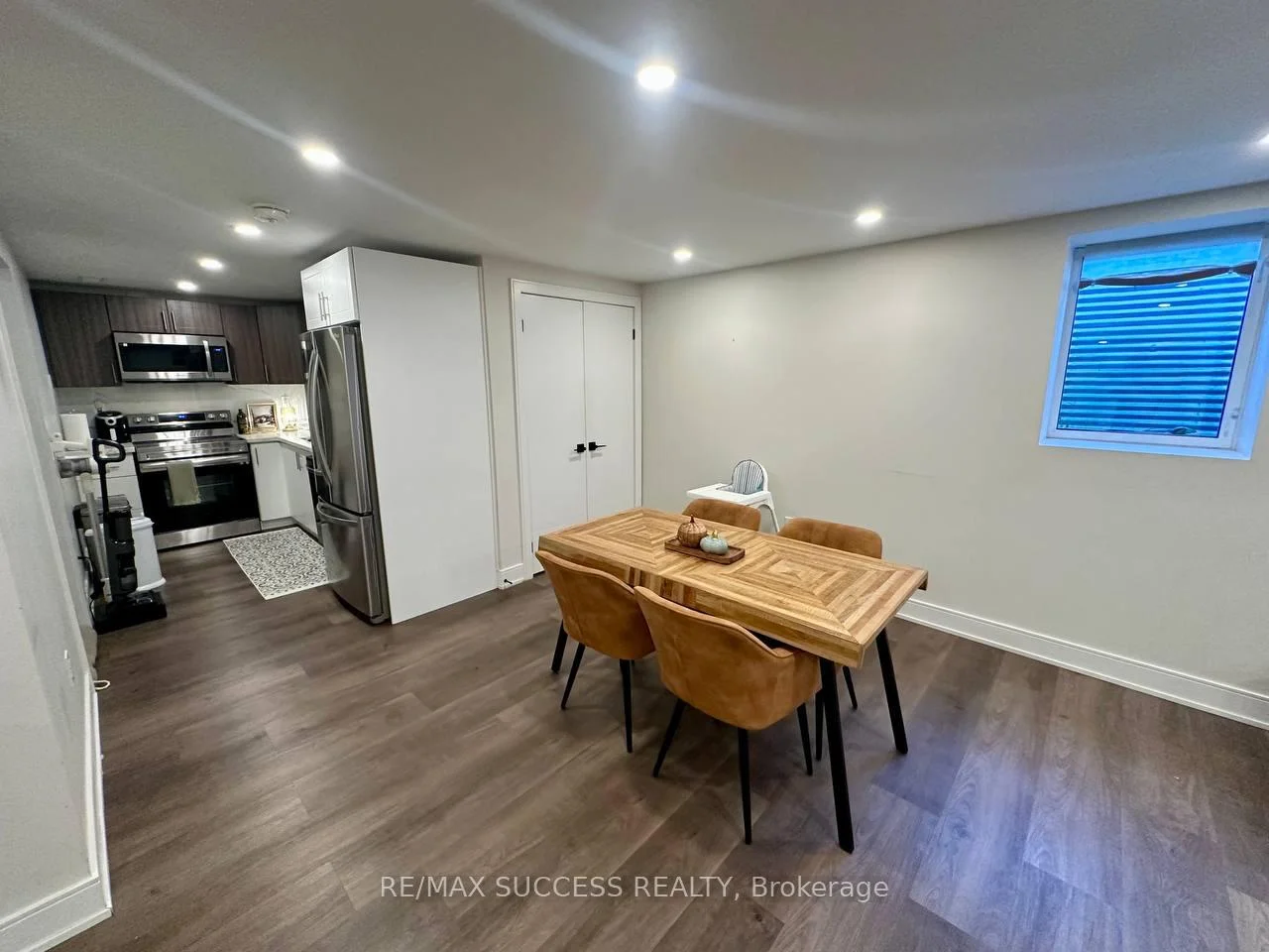 Photo 15 of Unit Lower unit, 566 Yates Drive, Milton, Coates — HOMEH