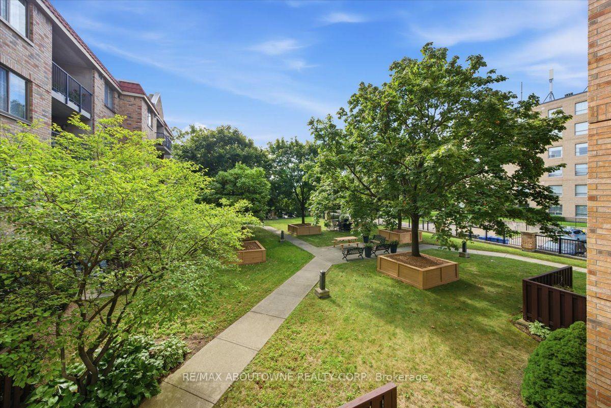 Photo 28 of Unit 203, 3499 Upper Middle Road, Burlington, Headon — HOMEH