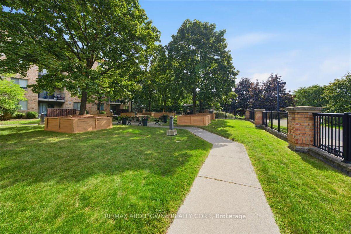 Photo 29 of Unit 203, 3499 Upper Middle Road, Burlington, Headon — HOMEH