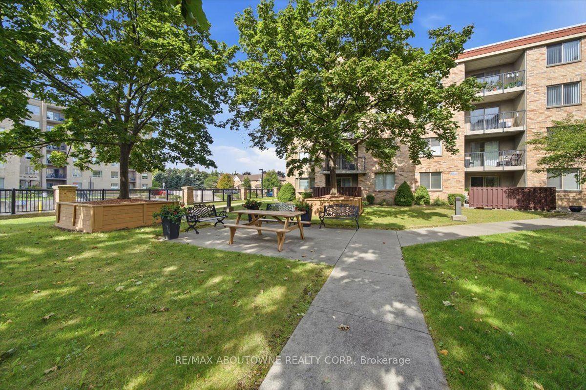 Photo 31 of Unit 203, 3499 Upper Middle Road, Burlington, Headon — HOMEH