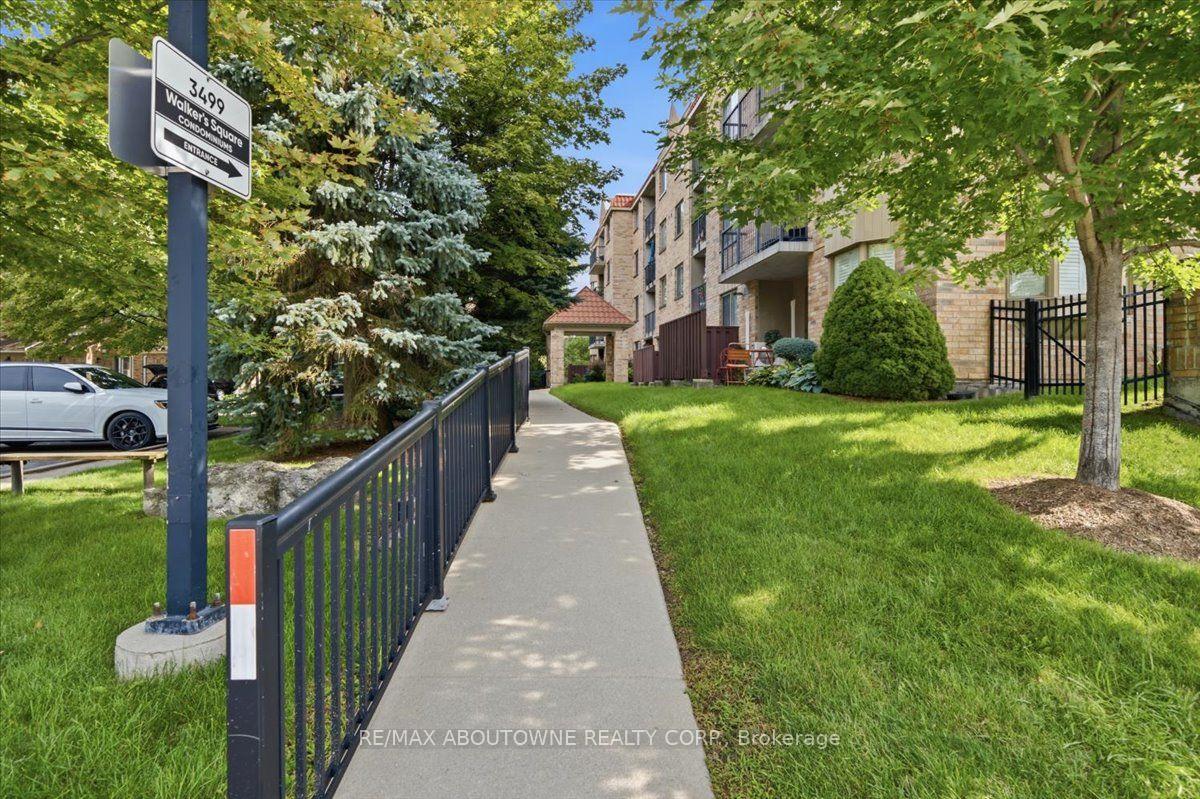 Photo 32 of Unit 203, 3499 Upper Middle Road, Burlington, Headon — HOMEH