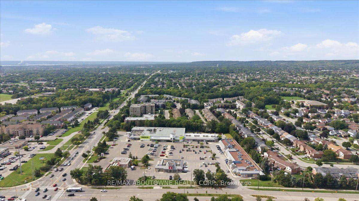 Photo 35 of Unit 203, 3499 Upper Middle Road, Burlington, Headon — HOMEH