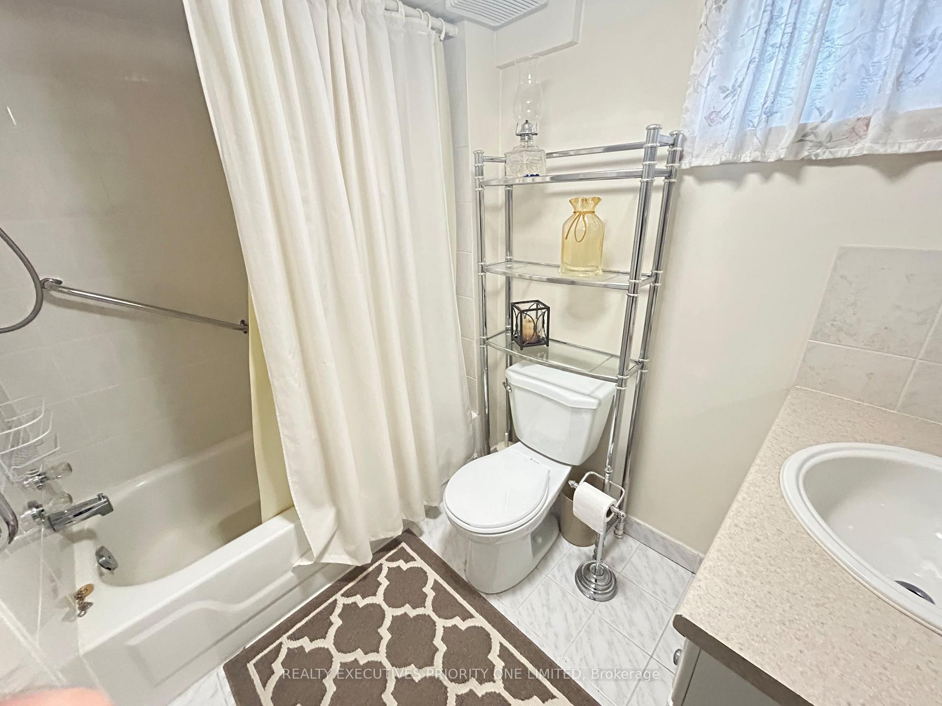Photo 10 of 224 Caledonia Road, Toronto, Corso Italia-Davenport — HOMEH