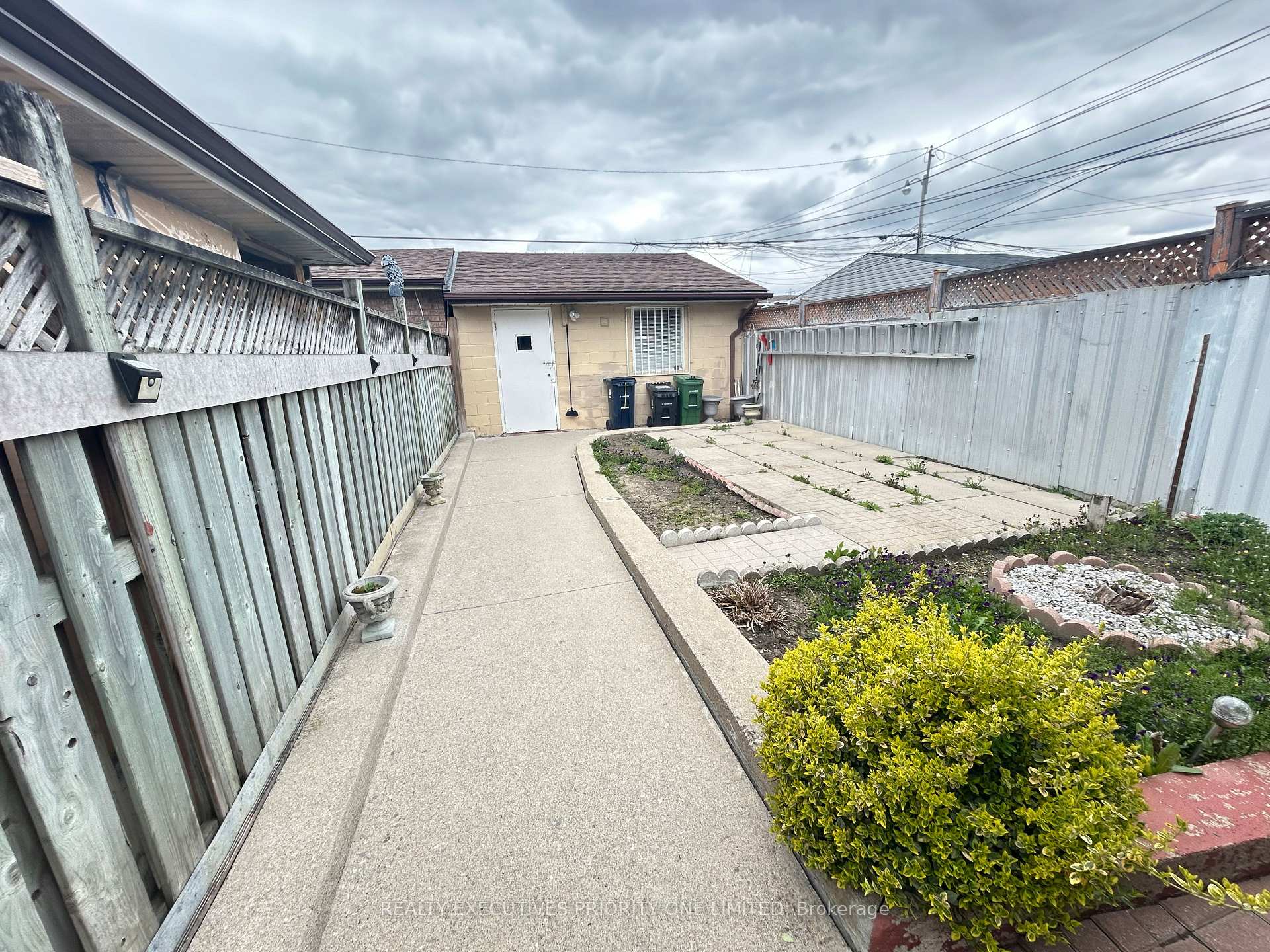 Photo 14 of 224 Caledonia Road, Toronto, Corso Italia-Davenport — HOMEH