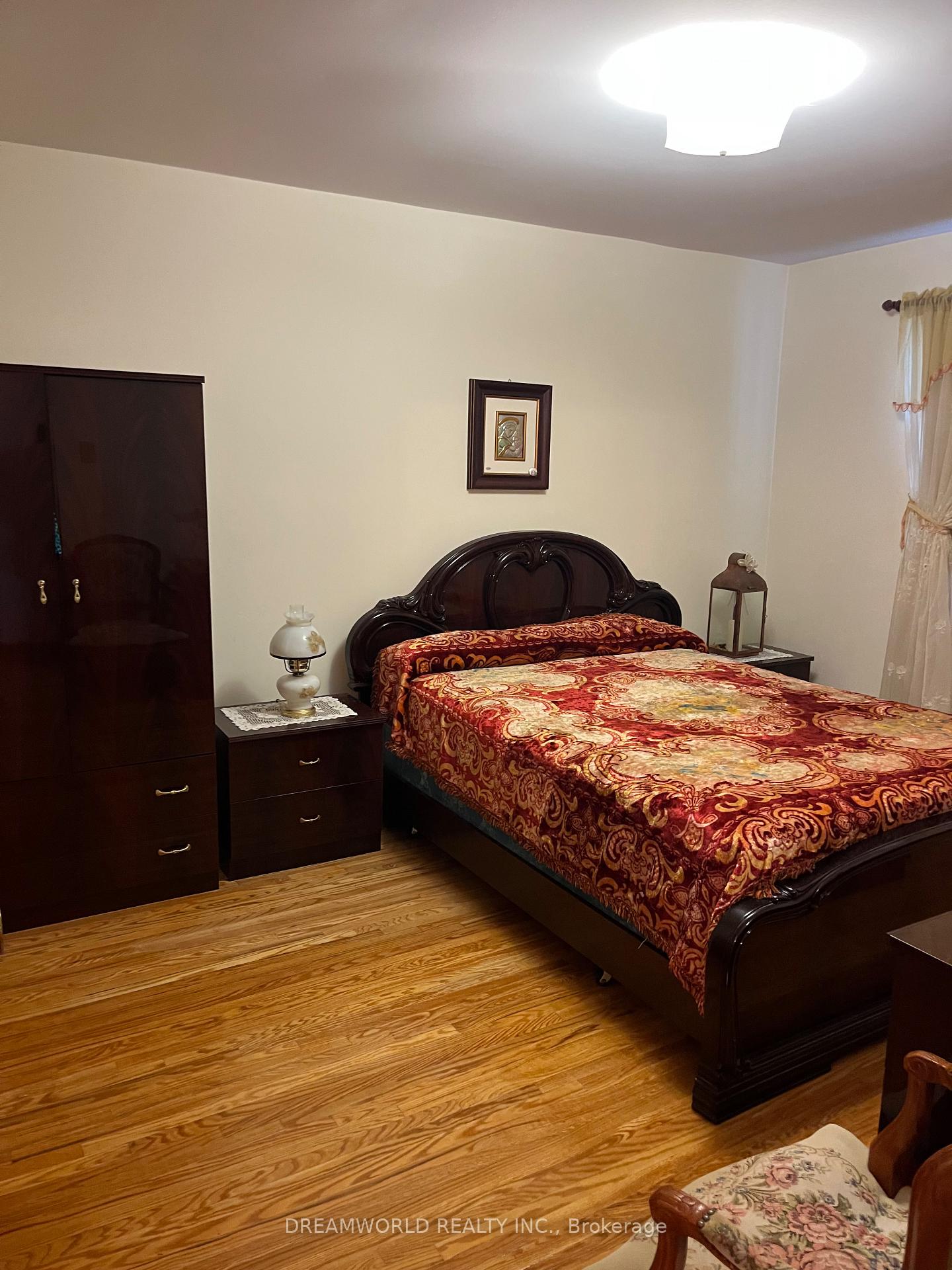 Photo 12 of 86 Arleta Avenue, North York, Glenfield-Jane Heights — HOMEH