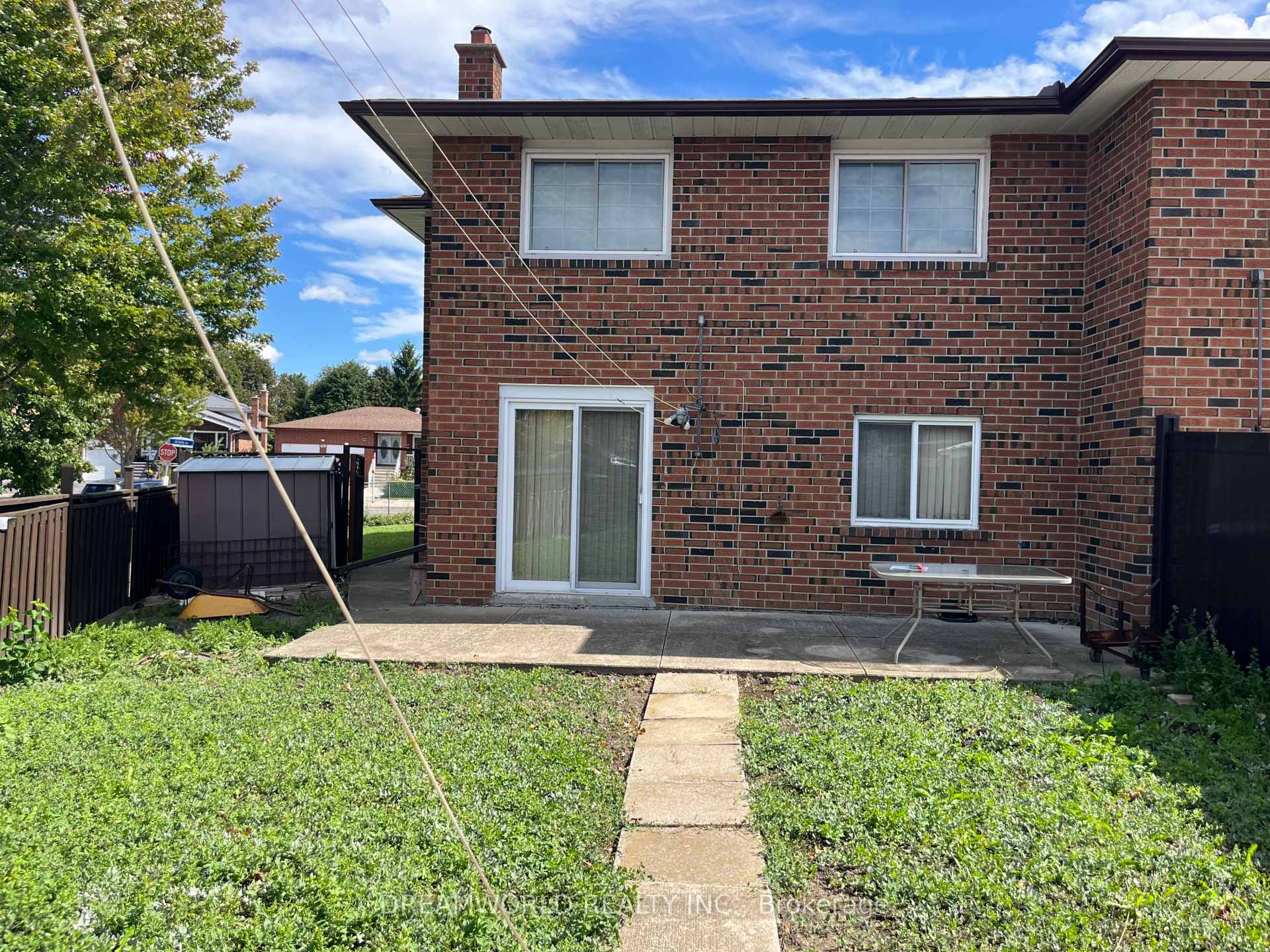Photo 21 of 86 Arleta Avenue, North York, Glenfield-Jane Heights — HOMEH