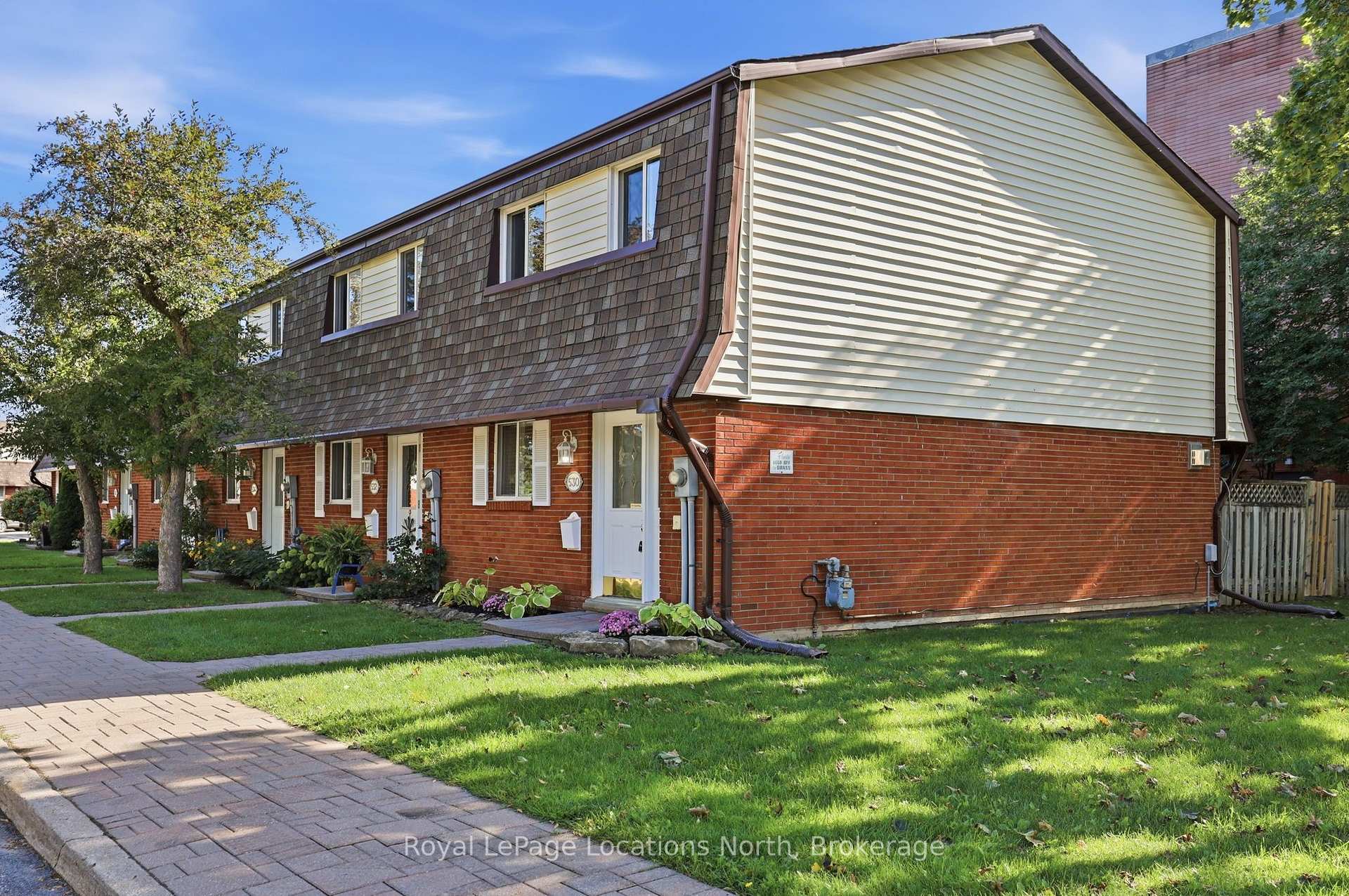 Photo 2 of Unit 1, 530 Tenth Street, Collingwood — HOMEH