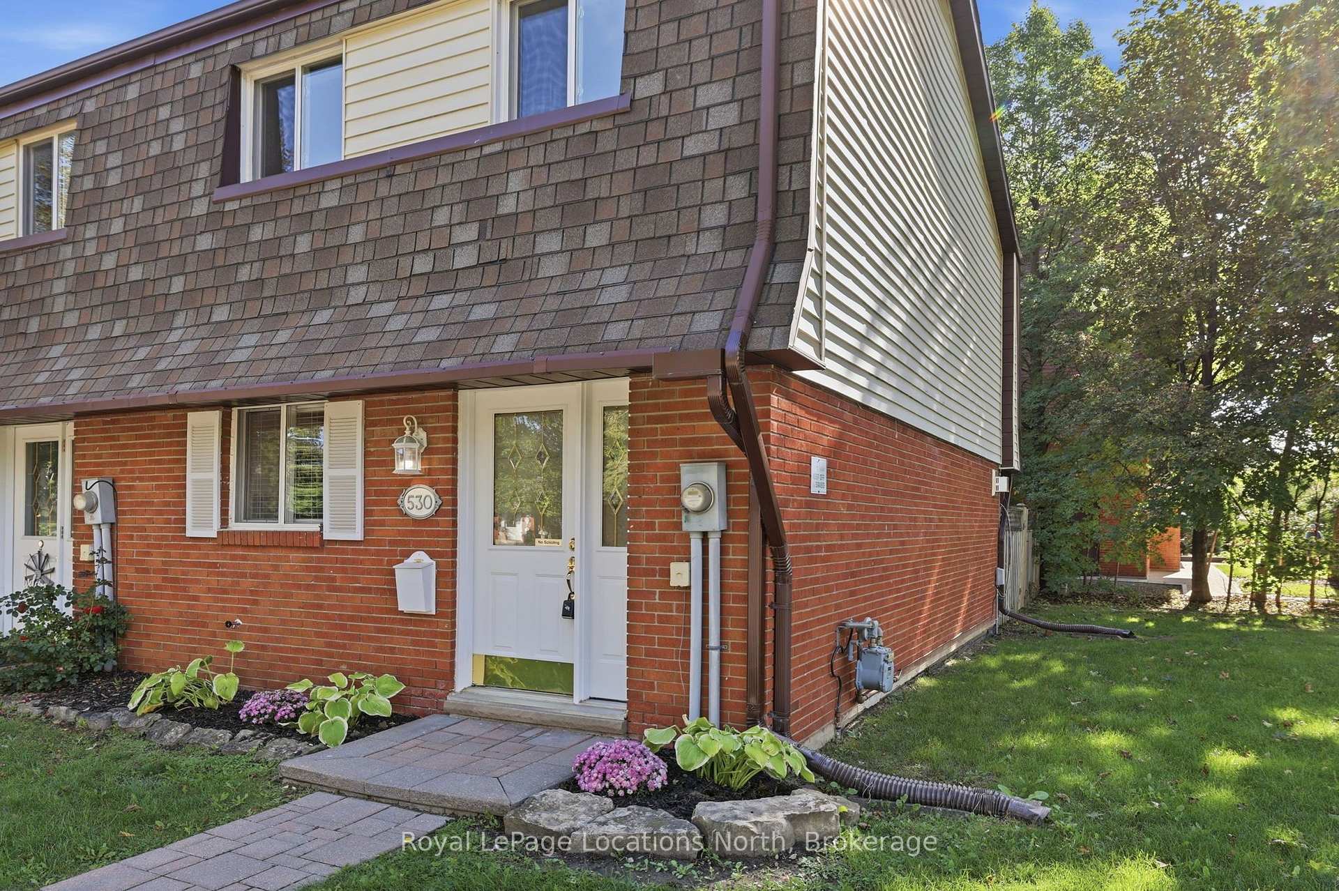 Photo 4 of Unit 1, 530 Tenth Street, Collingwood — HOMEH