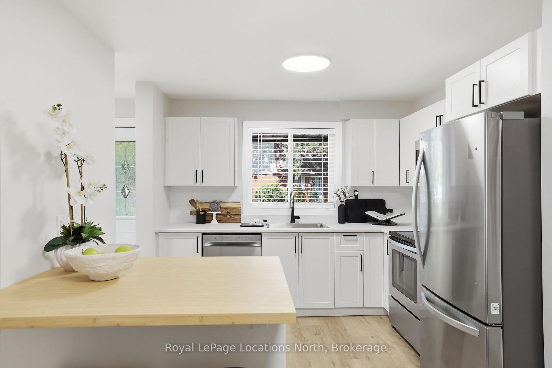 Photo 10 of Unit 1, 530 Tenth Street, Collingwood — HOMEH