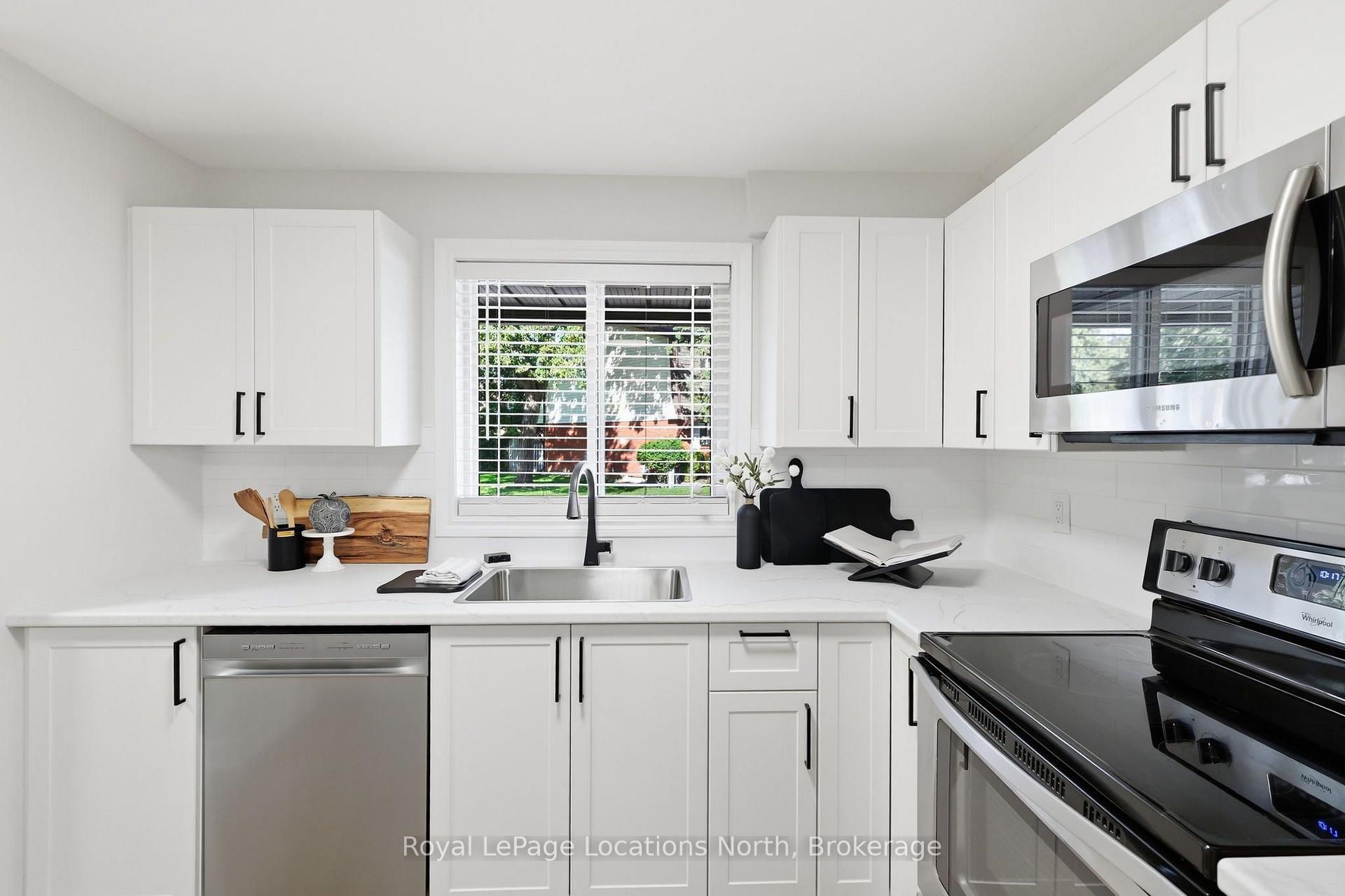 Photo 12 of Unit 1, 530 Tenth Street, Collingwood — HOMEH