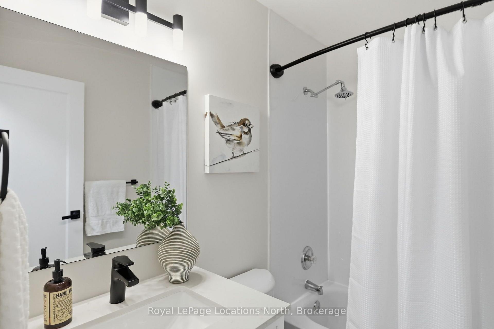 Photo 25 of Unit 1, 530 Tenth Street, Collingwood — HOMEH