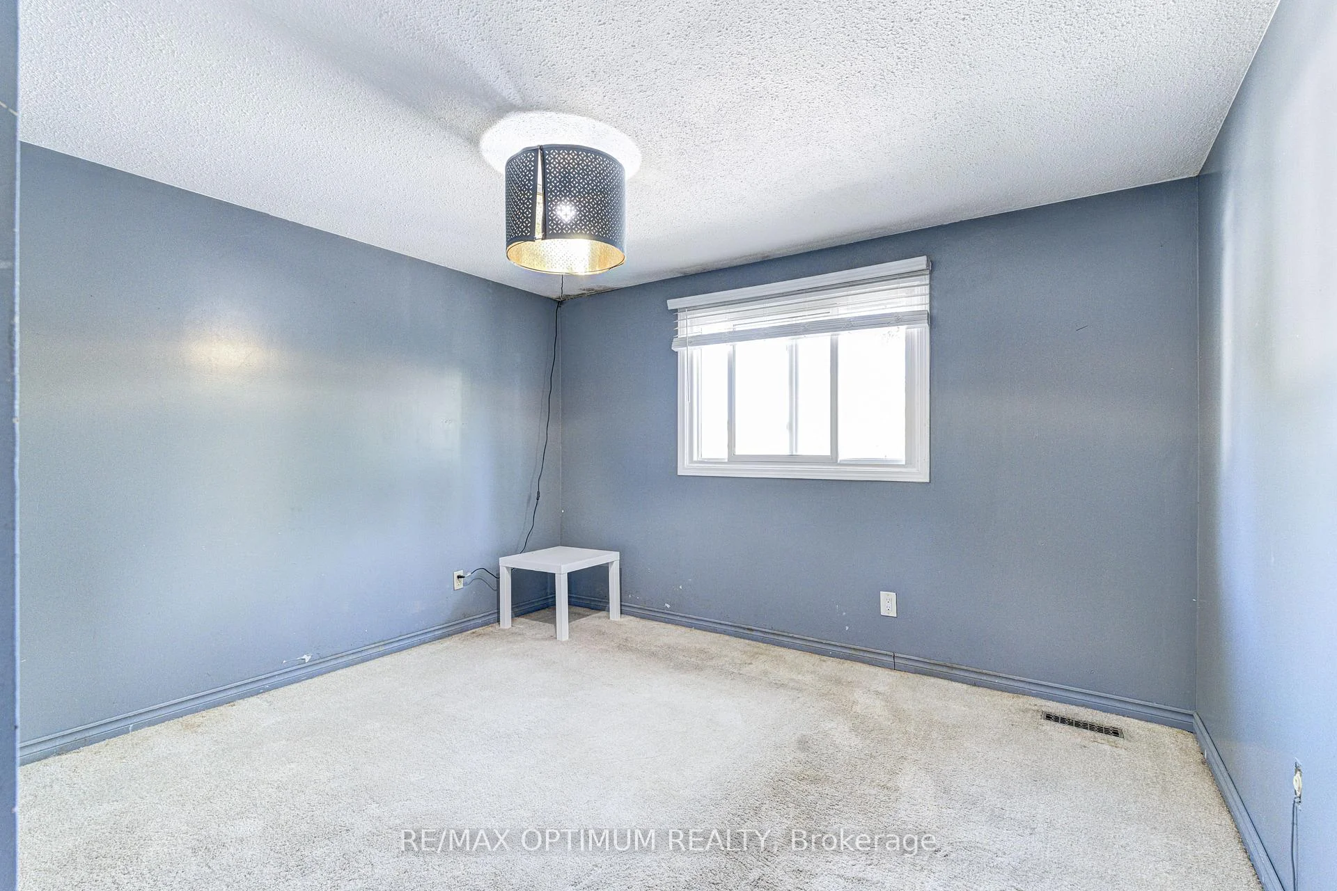Photo 19 of Unit 17, 45 Hansen Road N, Brampton, Madoc — HOMEH