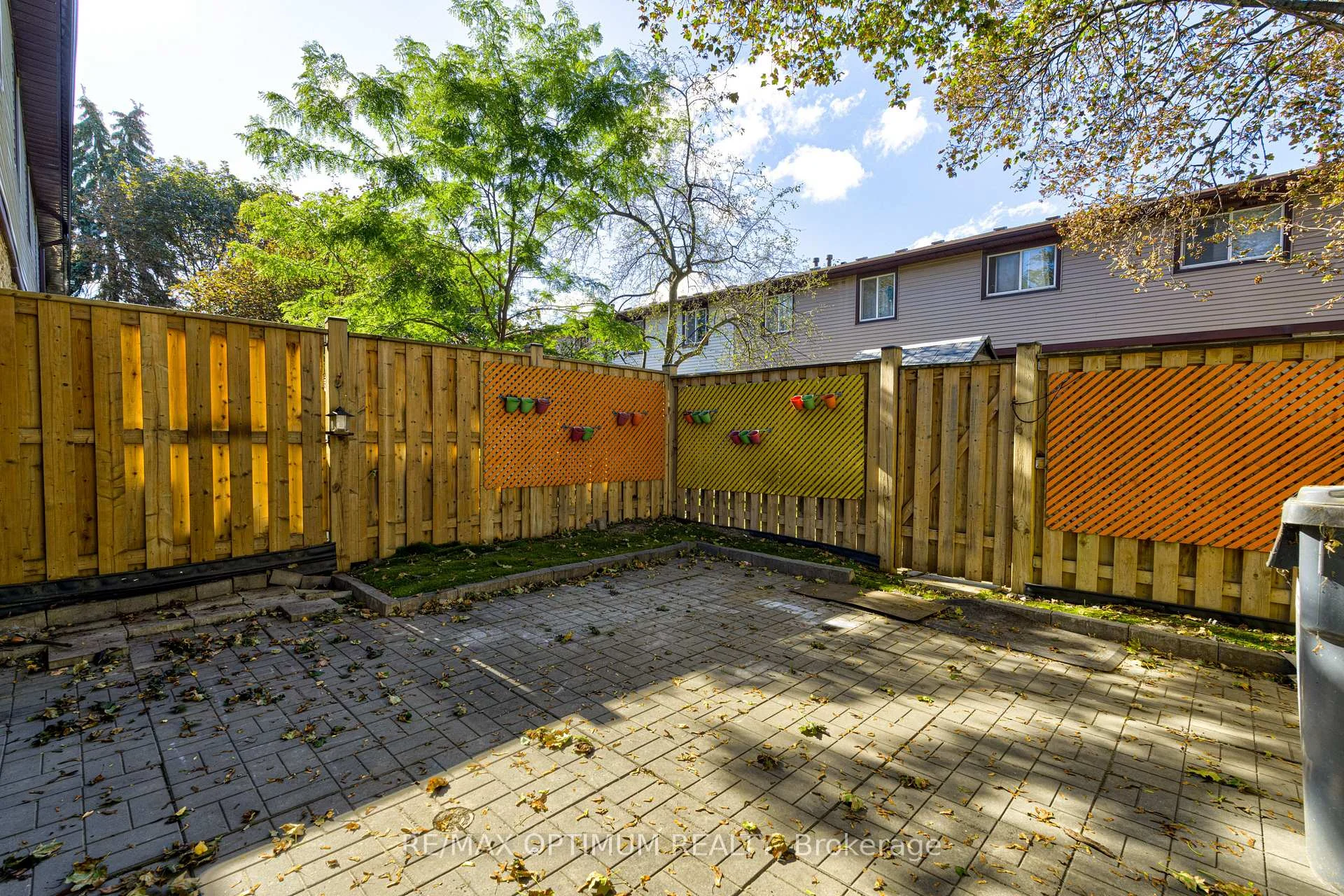 Photo 27 of Unit 17, 45 Hansen Road N, Brampton, Madoc — HOMEH