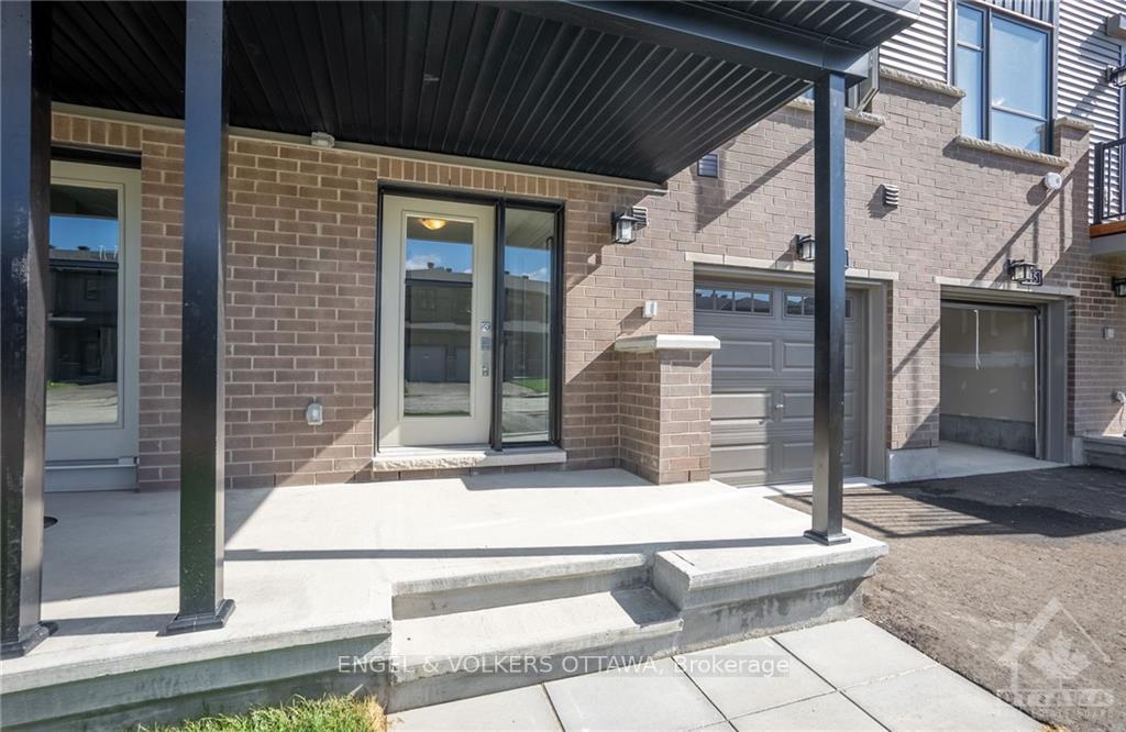 Photo 4 of 313 Gisborne Place, Ottawa, Kanata - Morgan's Grant/South March — HOMEH