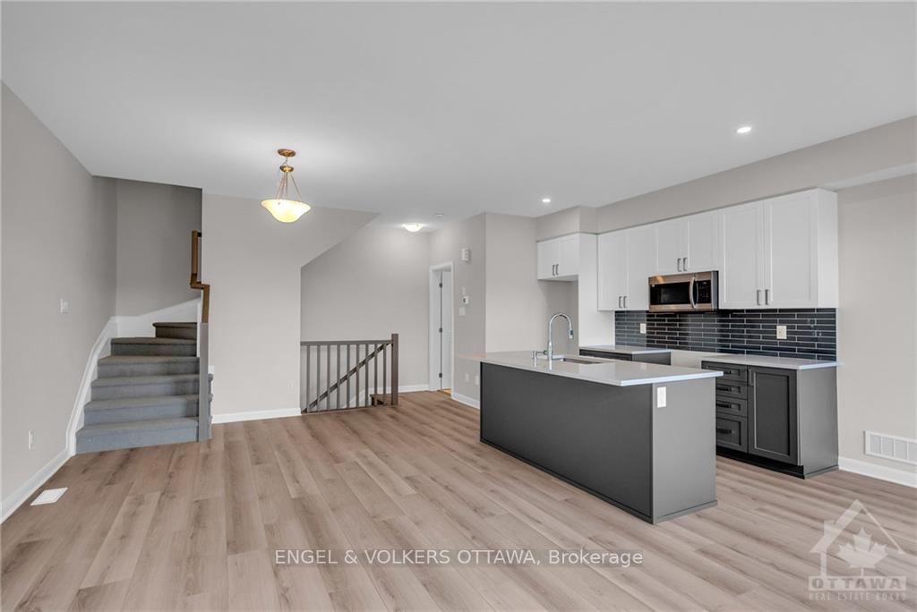 Photo 8 of 313 Gisborne Place, Ottawa, Kanata - Morgan's Grant/South March — HOMEH