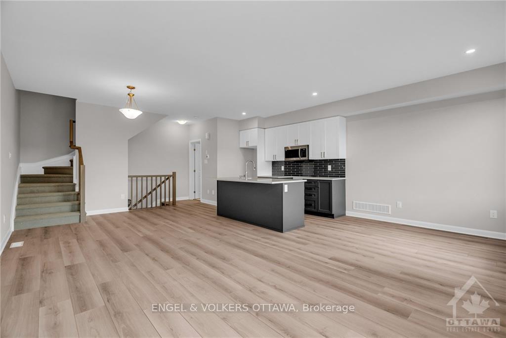 Photo 10 of 313 Gisborne Place, Ottawa, Kanata - Morgan's Grant/South March — HOMEH