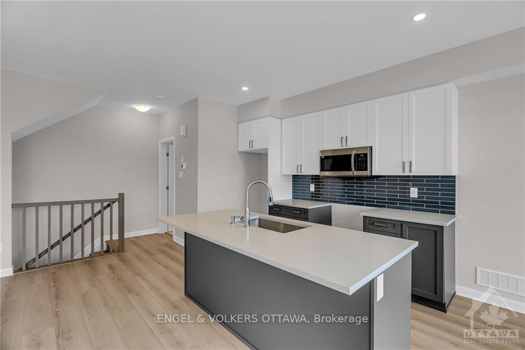 Photo 13 of 313 Gisborne Place, Ottawa, Kanata - Morgan's Grant/South March — HOMEH