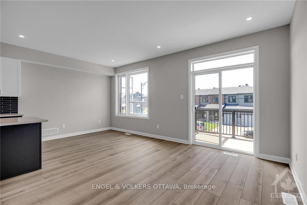 Photo 16 of 313 Gisborne Place, Ottawa, Kanata - Morgan's Grant/South March — HOMEH