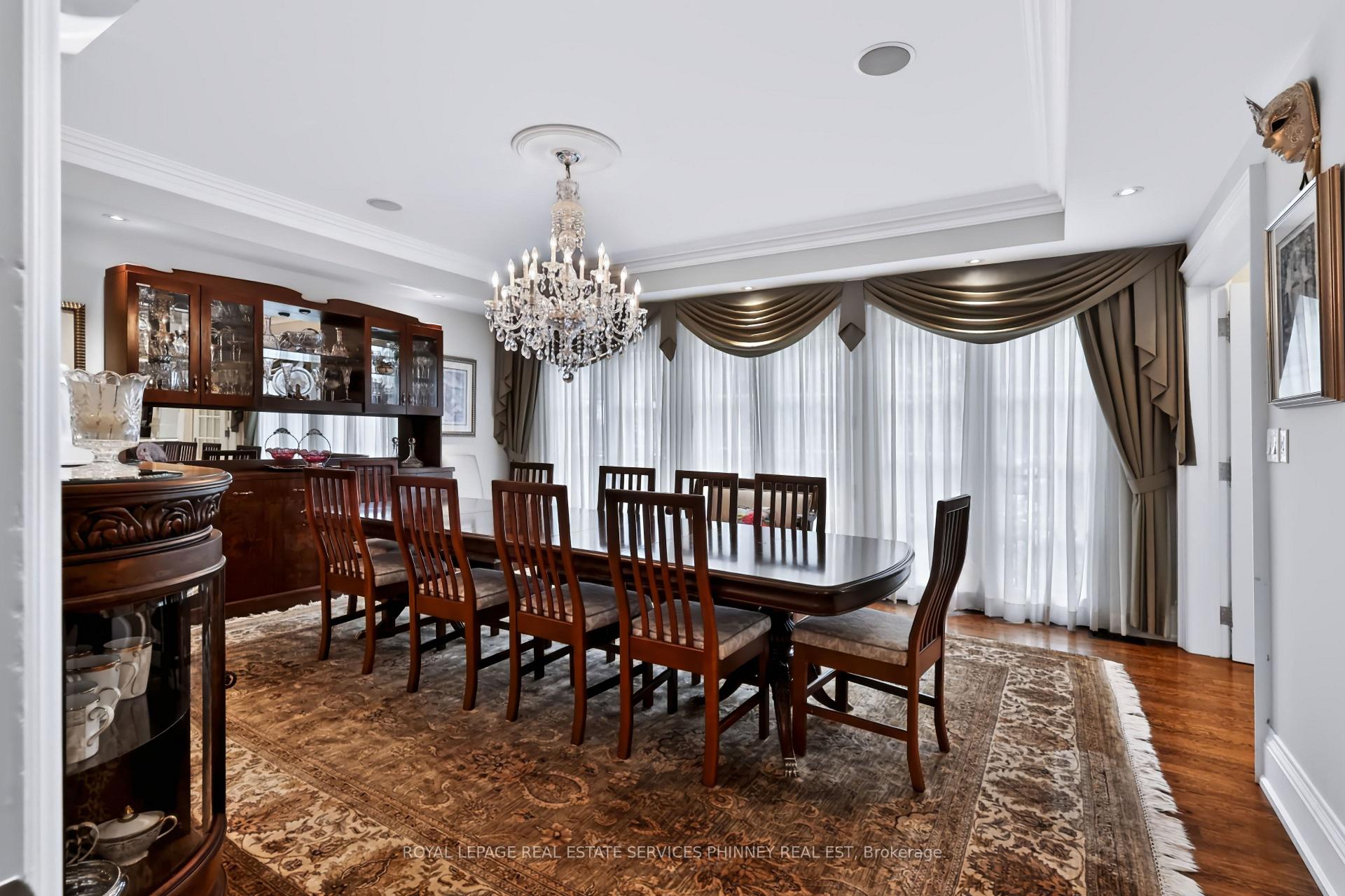 Photo 15 of 541 Arrowhead Road, Mississauga, Lorne Park — HOMEH