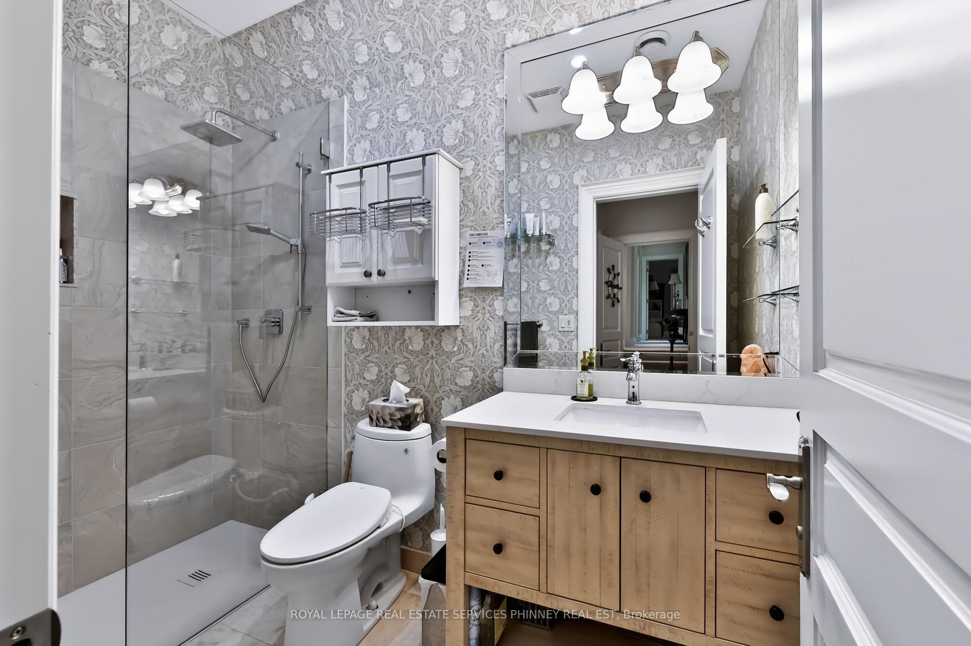 Photo 27 of 541 Arrowhead Road, Mississauga, Lorne Park — HOMEH