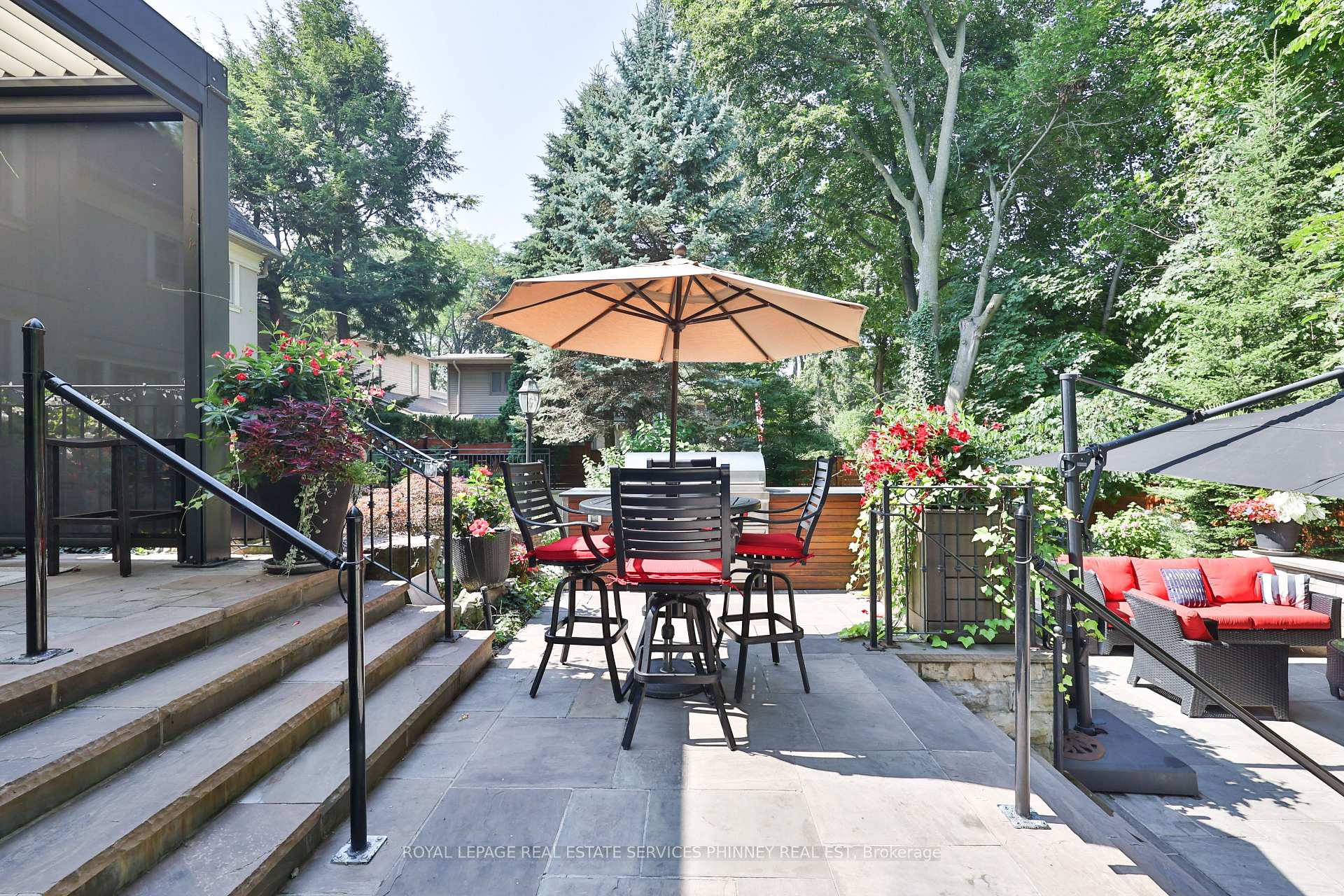 Photo 40 of 541 Arrowhead Road, Mississauga, Lorne Park — HOMEH