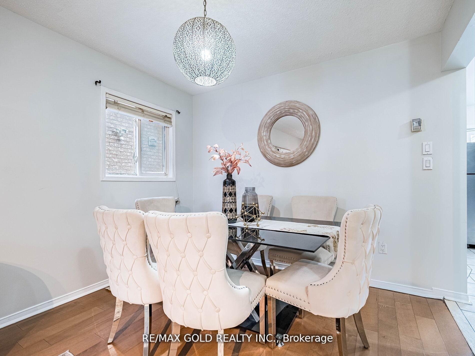 Photo 8 of 33 Fiddleneck Crescent, Brampton, Sandringham-Wellington — HOMEH