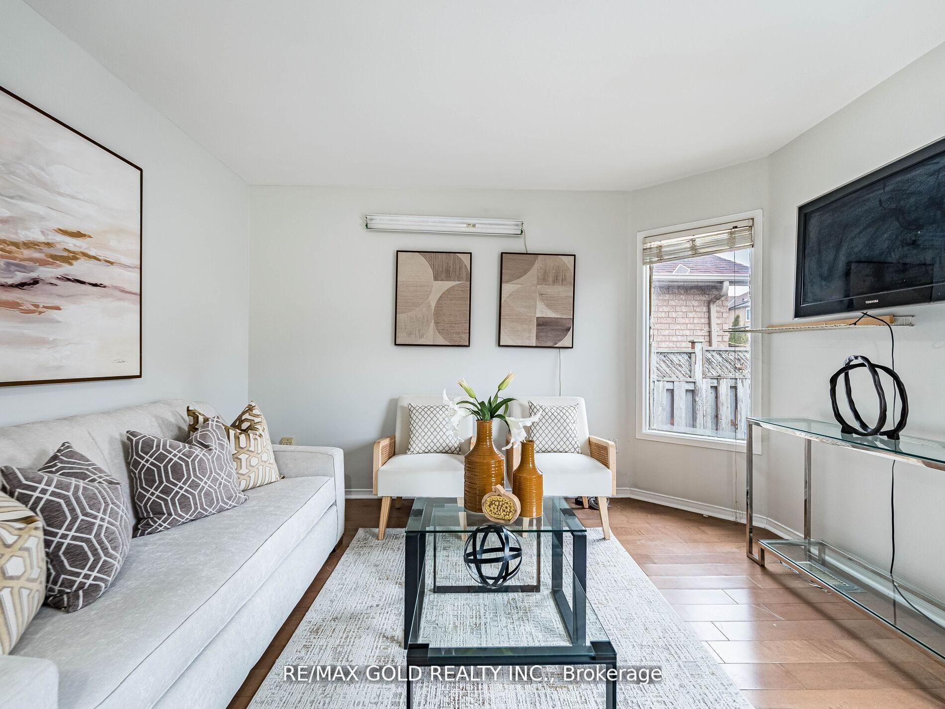 Photo 16 of 33 Fiddleneck Crescent, Brampton, Sandringham-Wellington — HOMEH