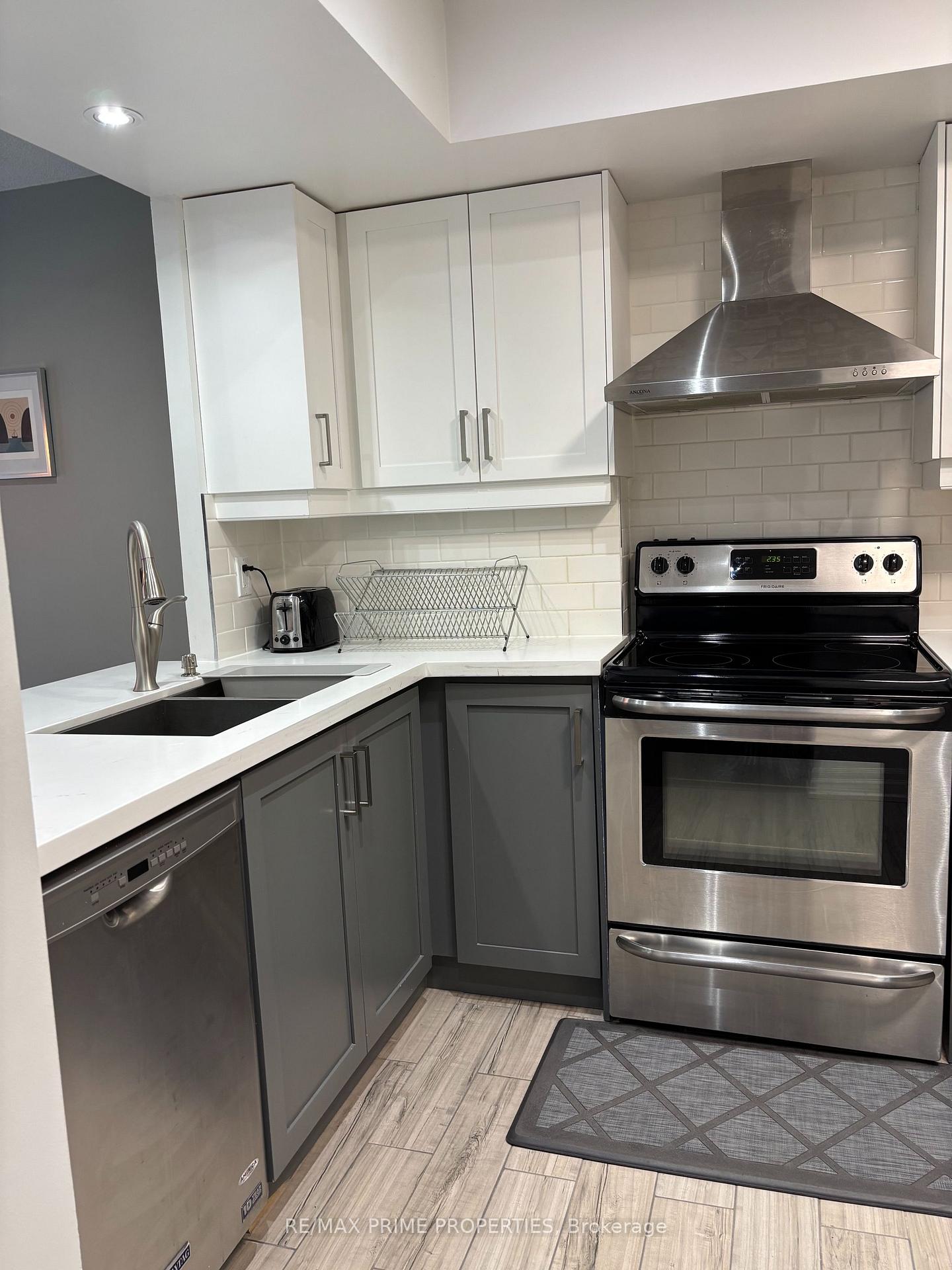 Photo 7 of Unit 1133, 5 Everson Drive, North York, Willowdale East — HOMEH
