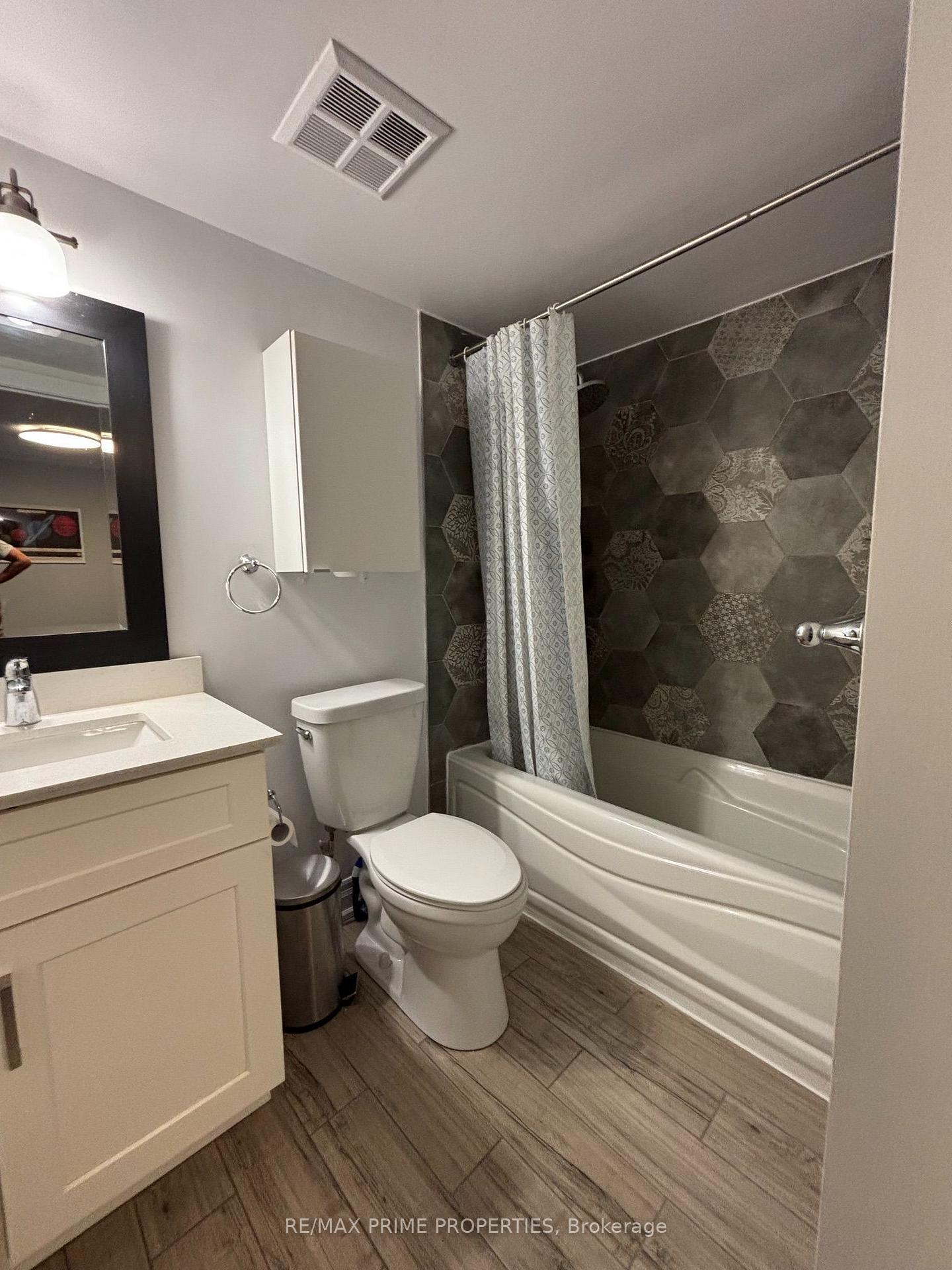 Photo 13 of Unit 1133, 5 Everson Drive, North York, Willowdale East — HOMEH